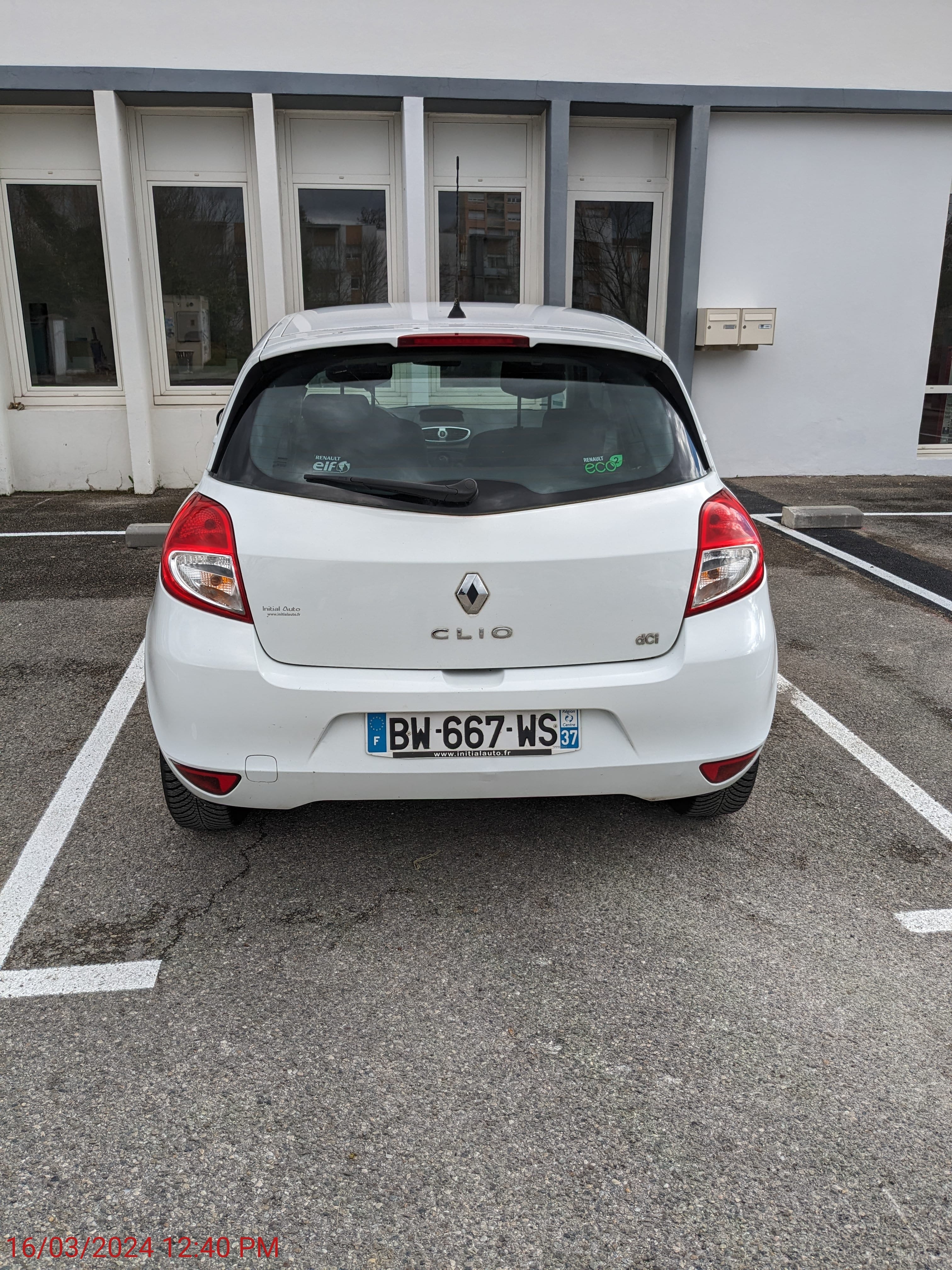 Renault Clio avec Pneus neige