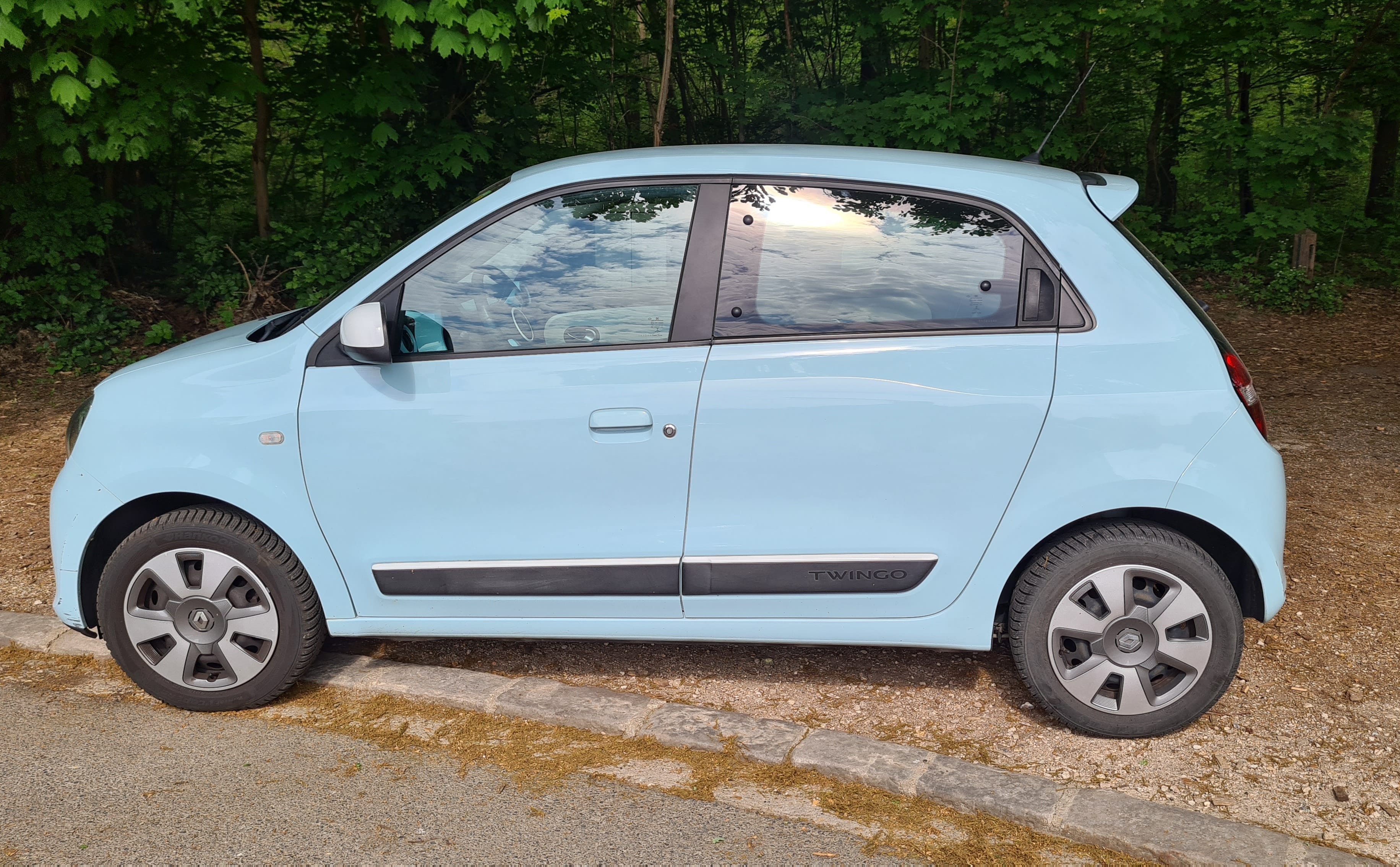 Renault Twingo III avec Climatisation