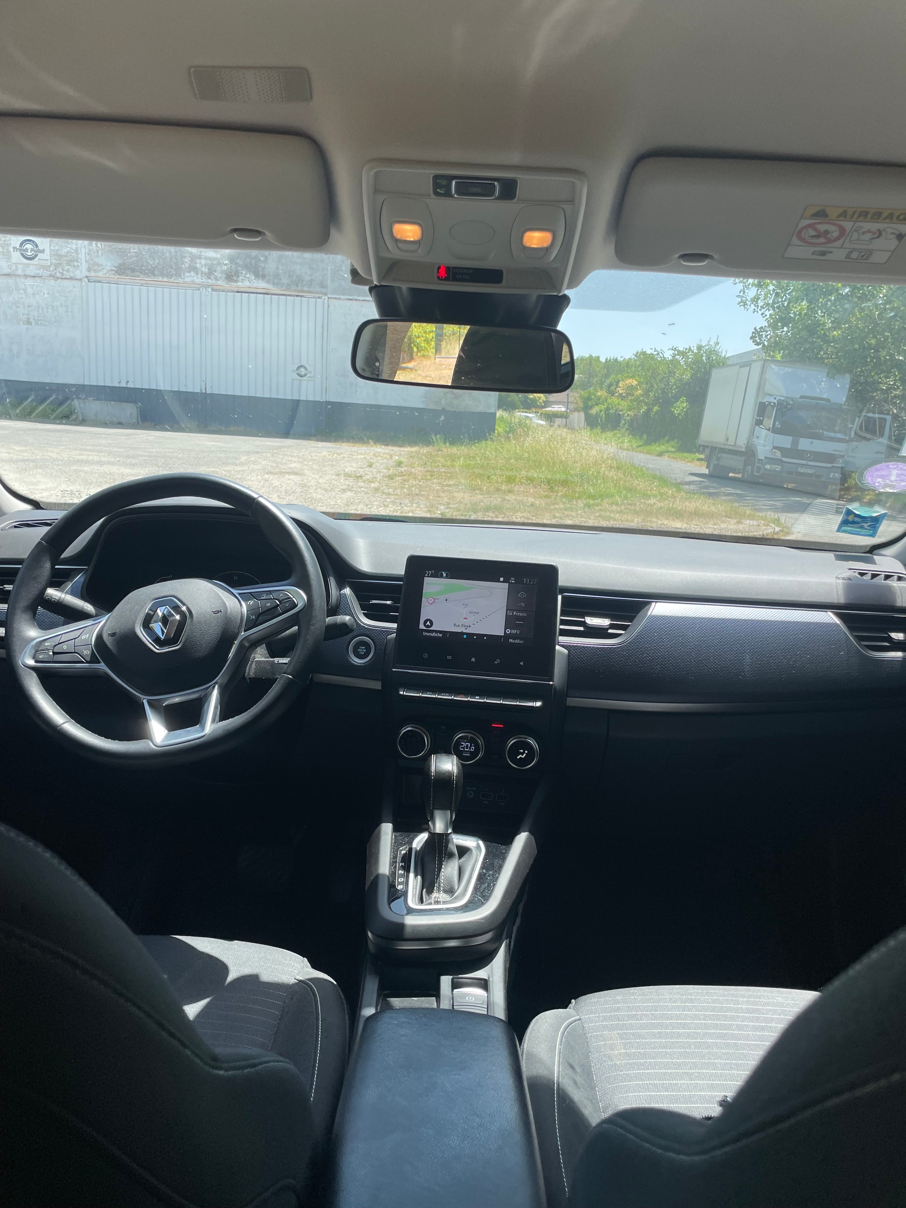 Renault Arkana E-Tech avec GPS