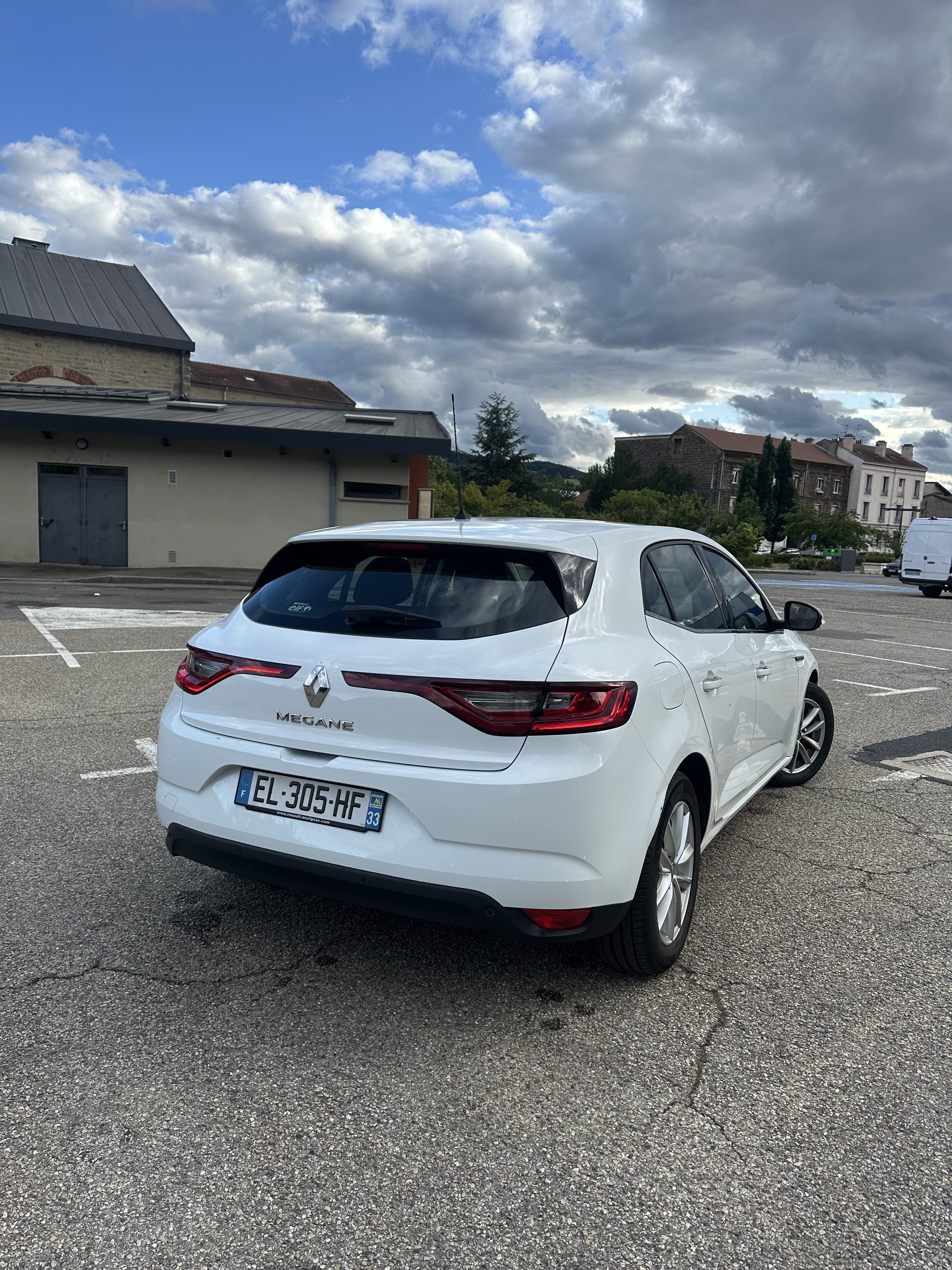 Renault Mégane IV 1.5 dCi avec Régulateur de vitesse