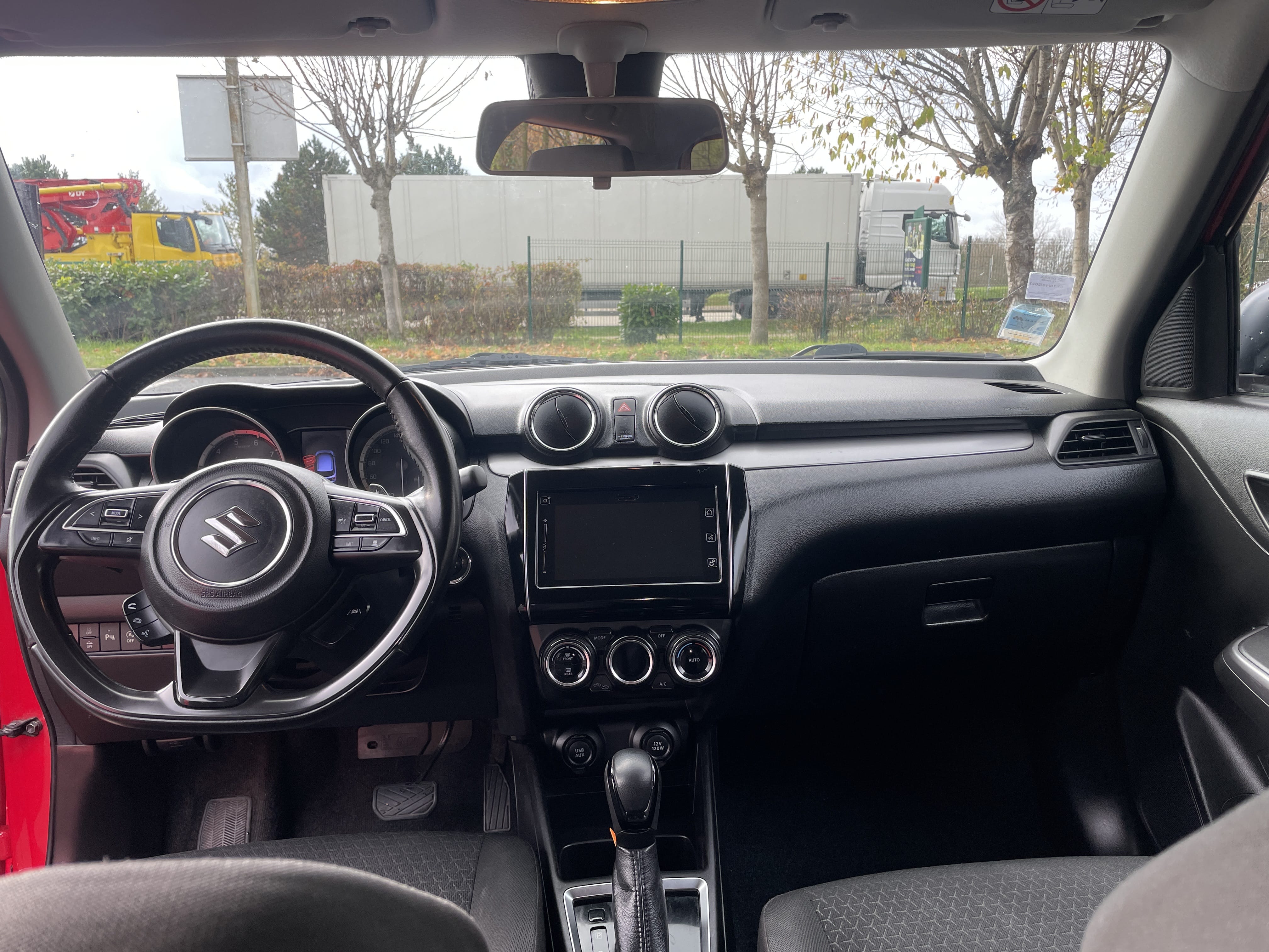 Suzuki Swift avec Régulateur de vitesse
