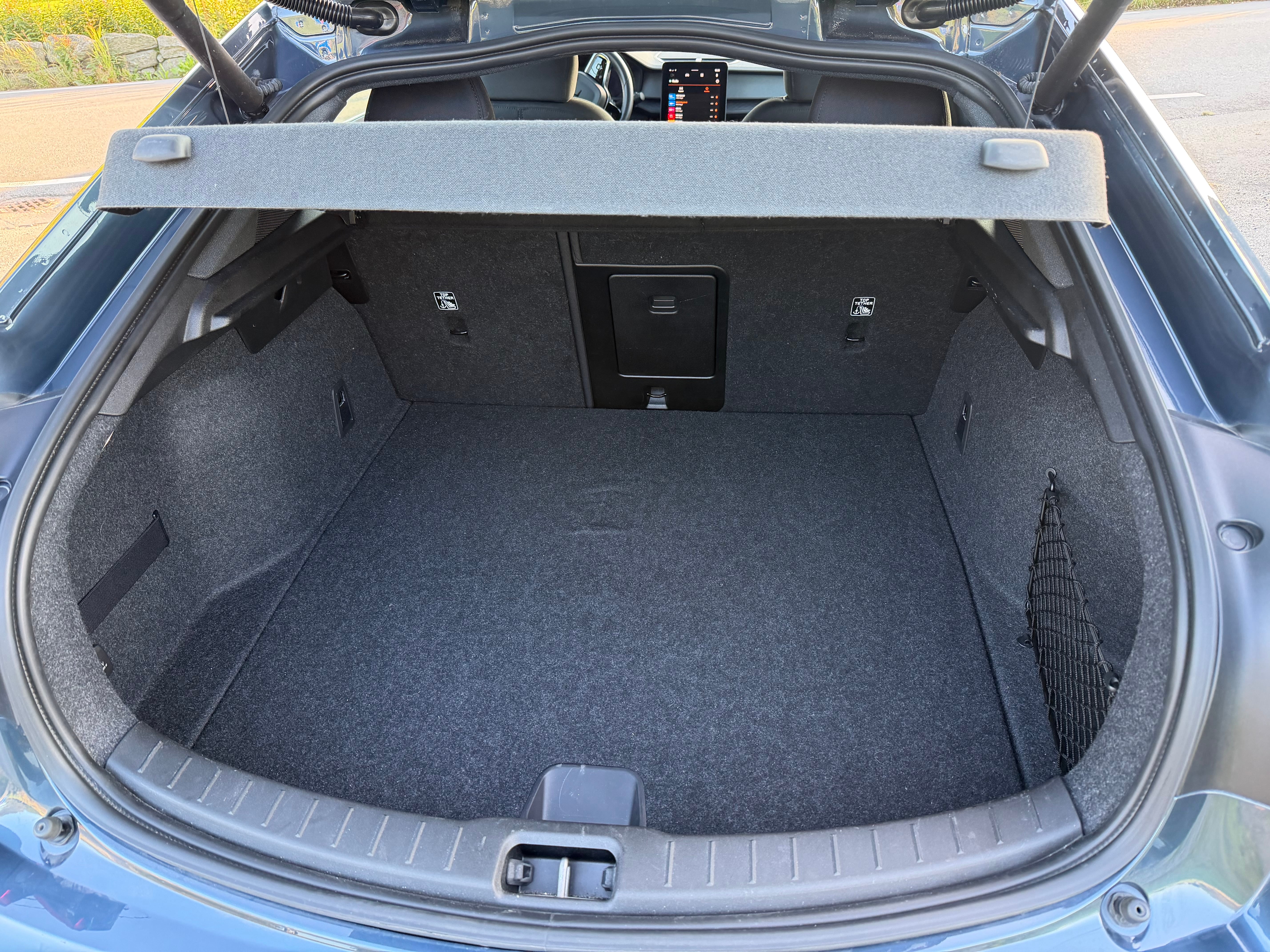 Polestar 2 Long Range Single Motor with Bluetooth audio