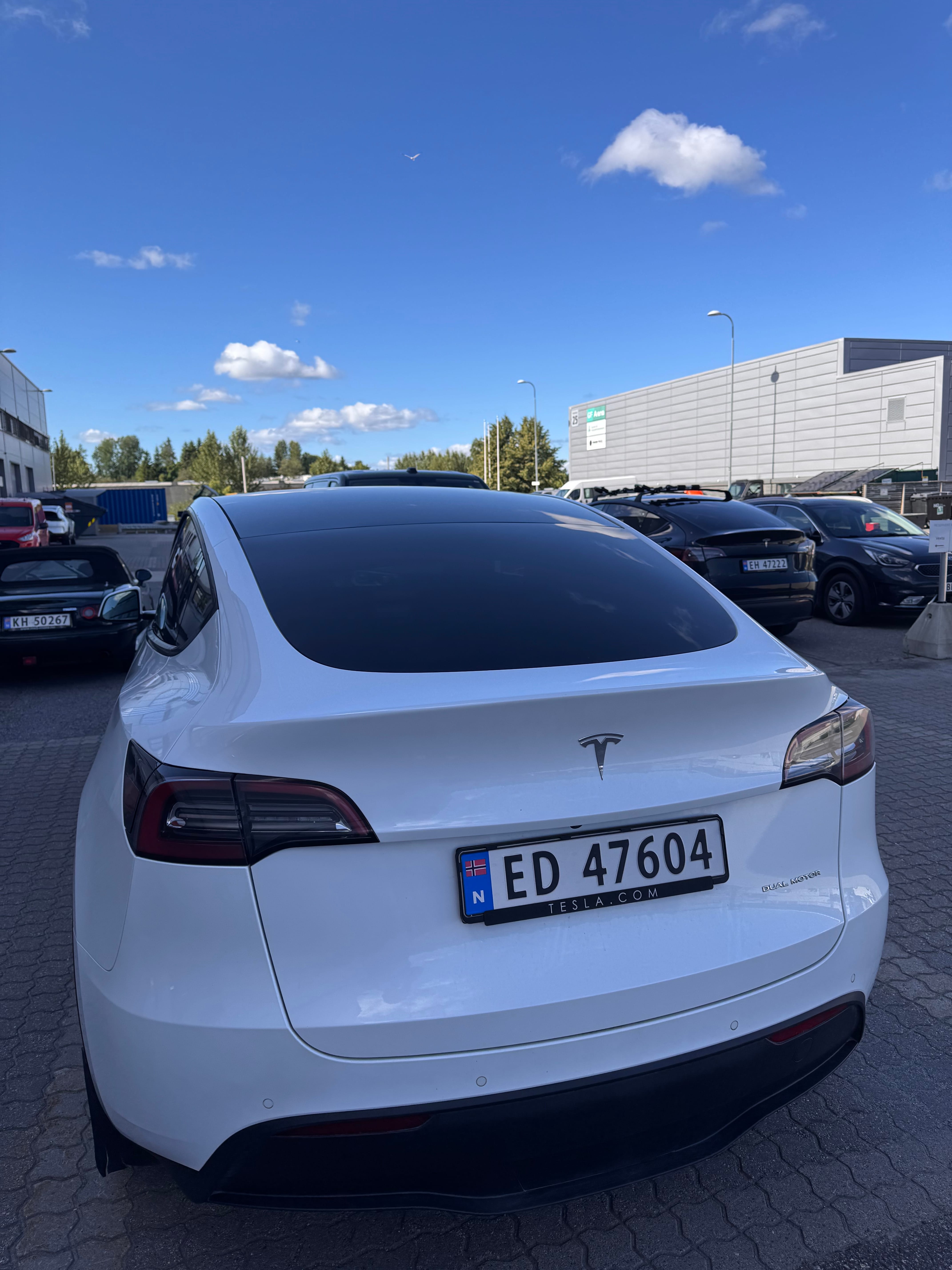 Tesla Model Y Long Range med Aircondition