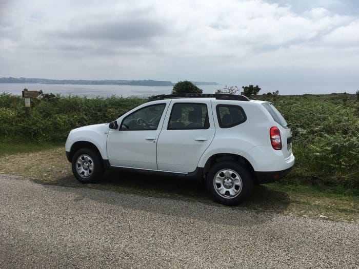 Dacia Duster avec Siège bébé