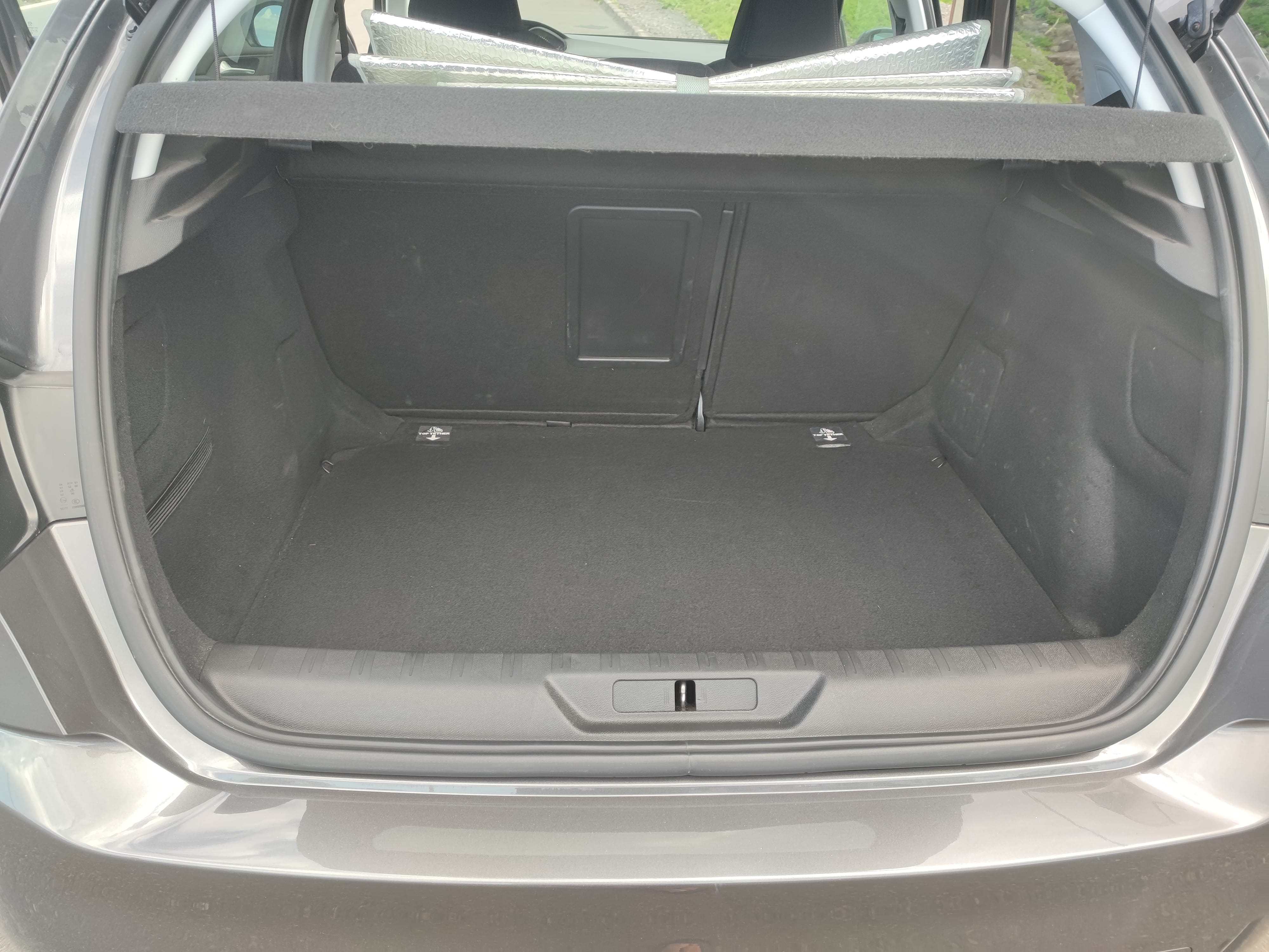 Peugeot 308 con Entrada de Audio/iPod