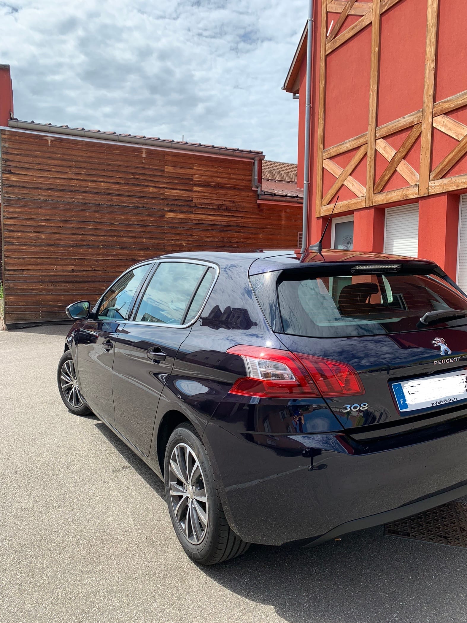 Peugeot 308 avec GPS