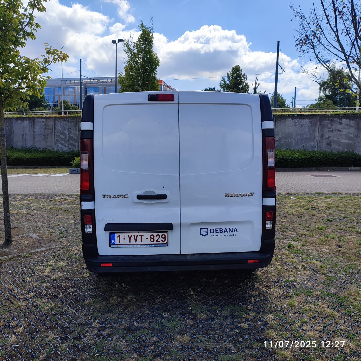 Renault Trafic Grand Confort L2H1 bleu dCi 145 avec Régulateur de vitesse