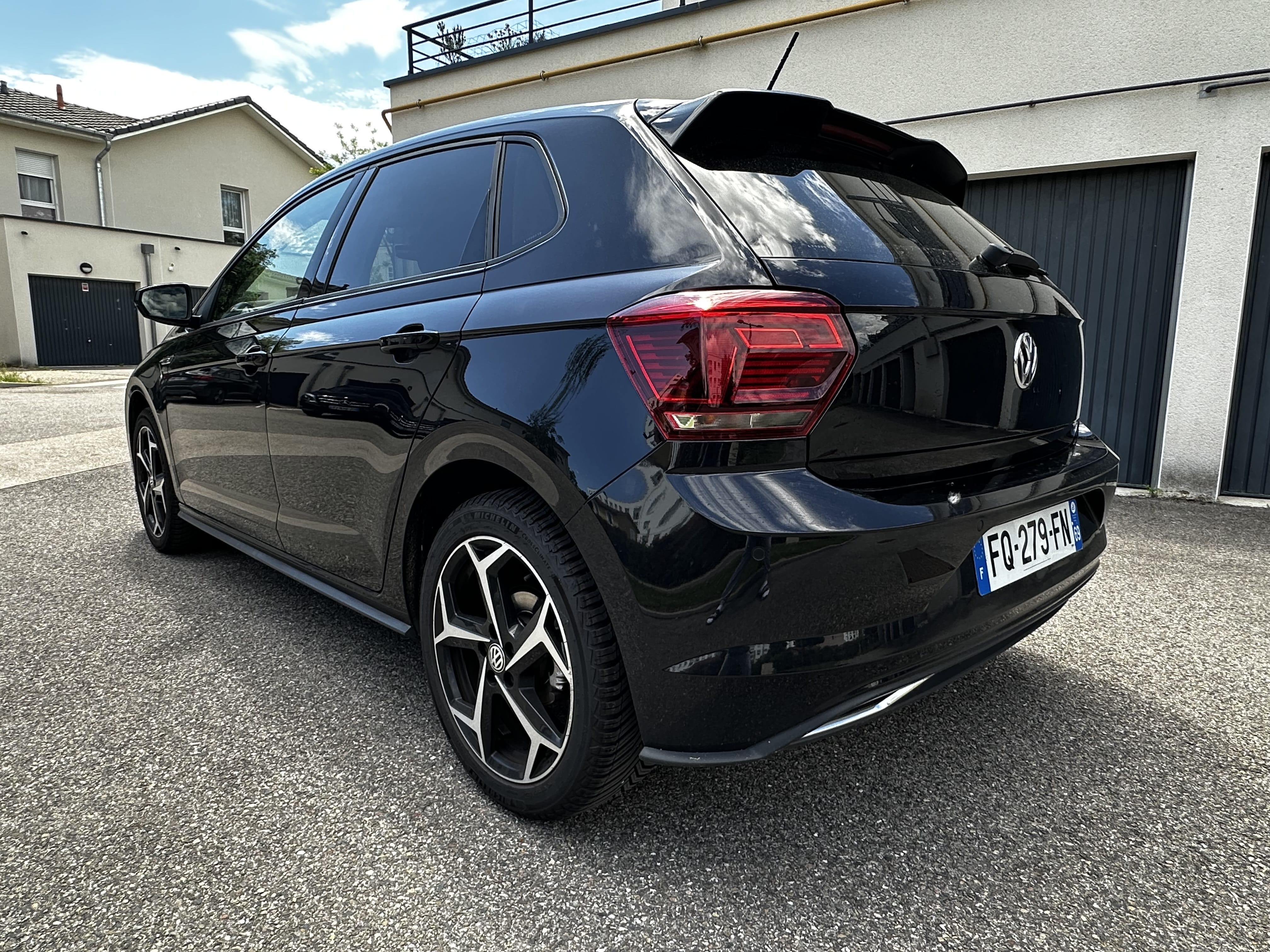 Volkswagen Polo R-Line DSG - Sportive, confortable et automatique ! avec Régulateur de vitesse