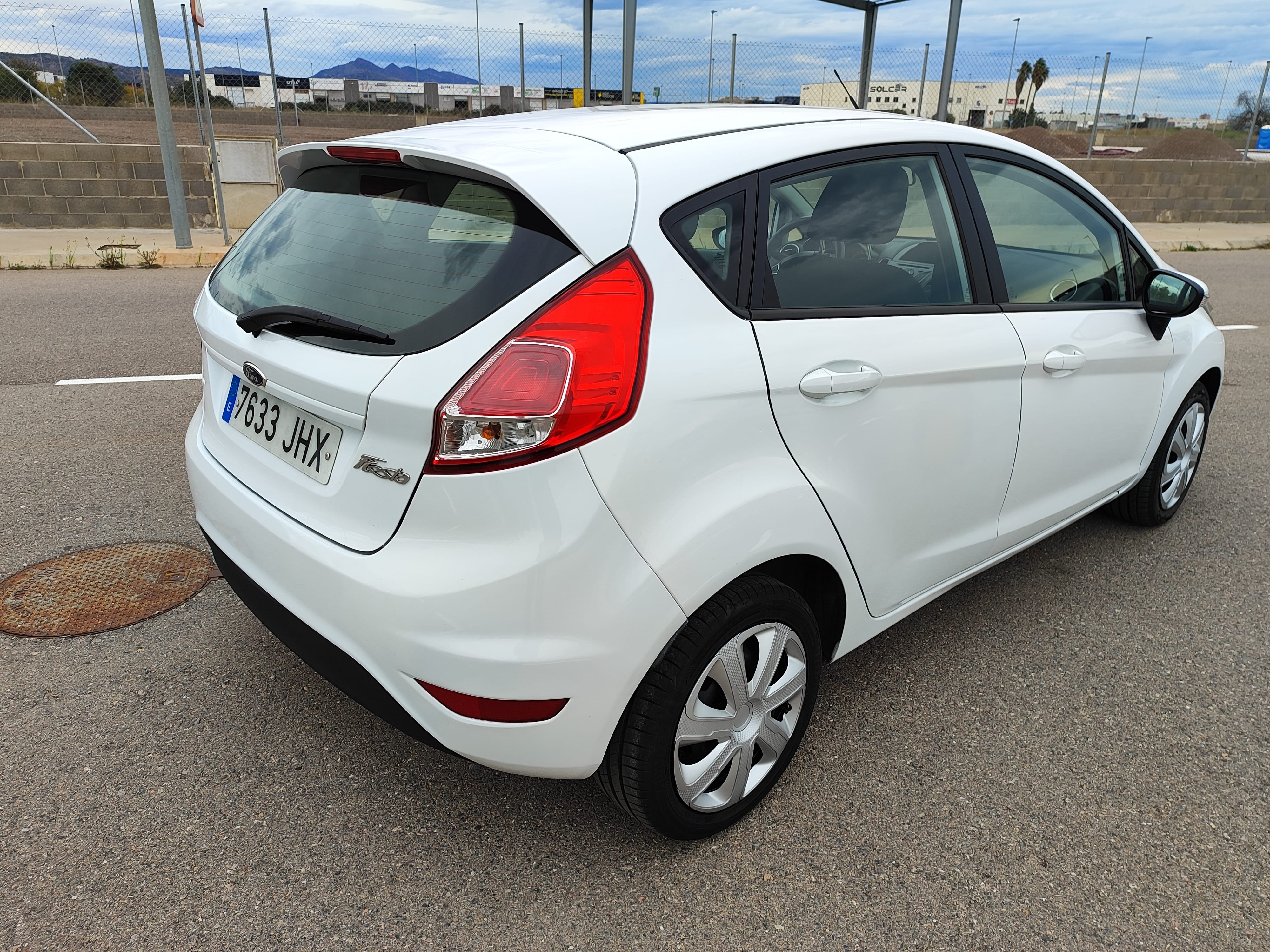 Ford Fiesta 1.5 tdci con Audio Bluetooth