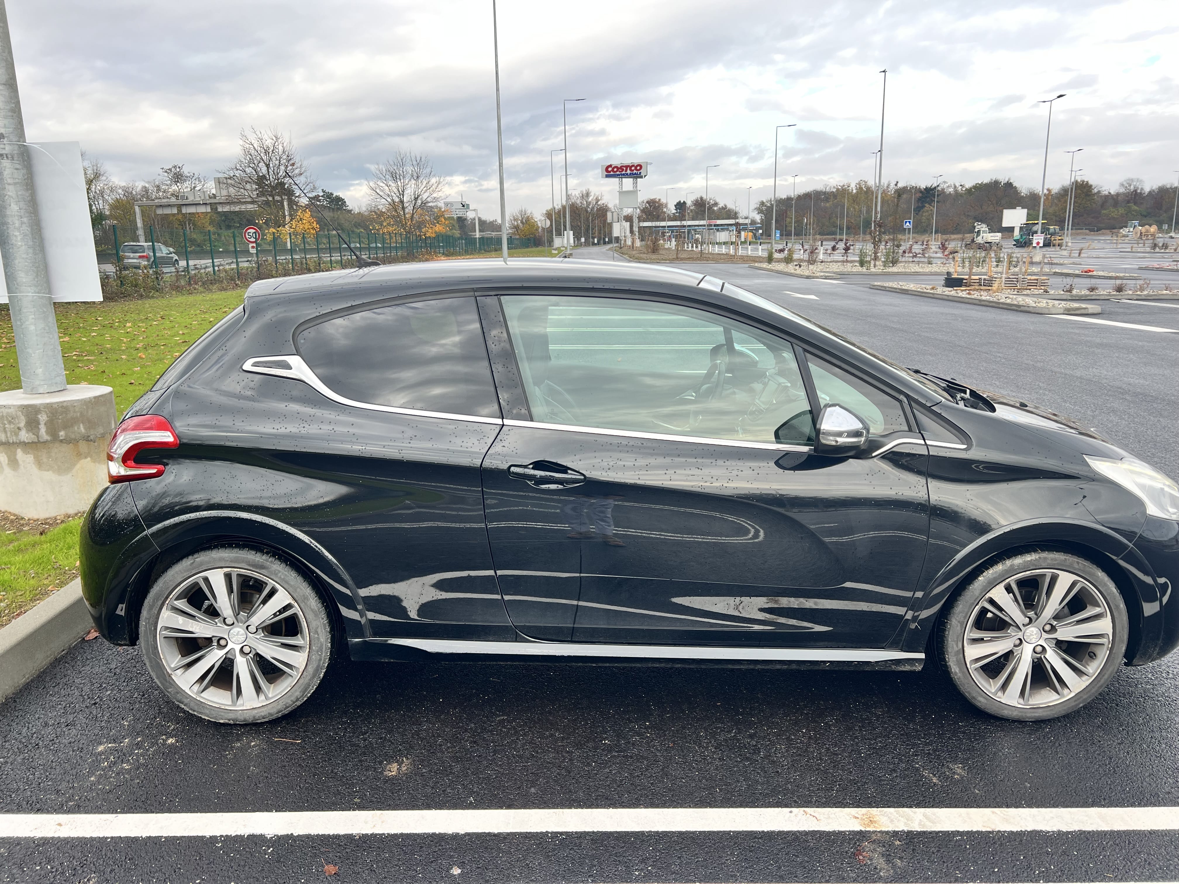 Peugeot 208 avec Climatisation