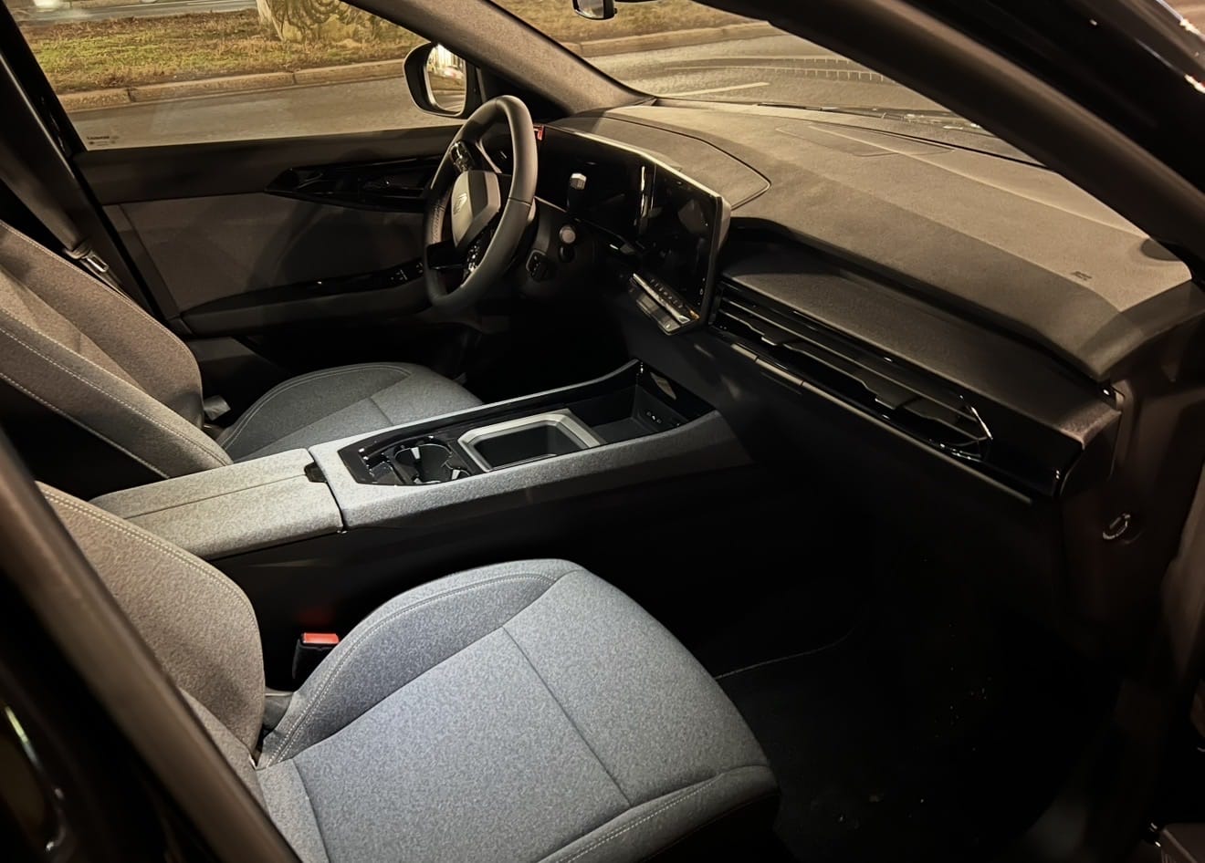 Renault Austral E-Tech full hybrid mit Navigationsgerät
