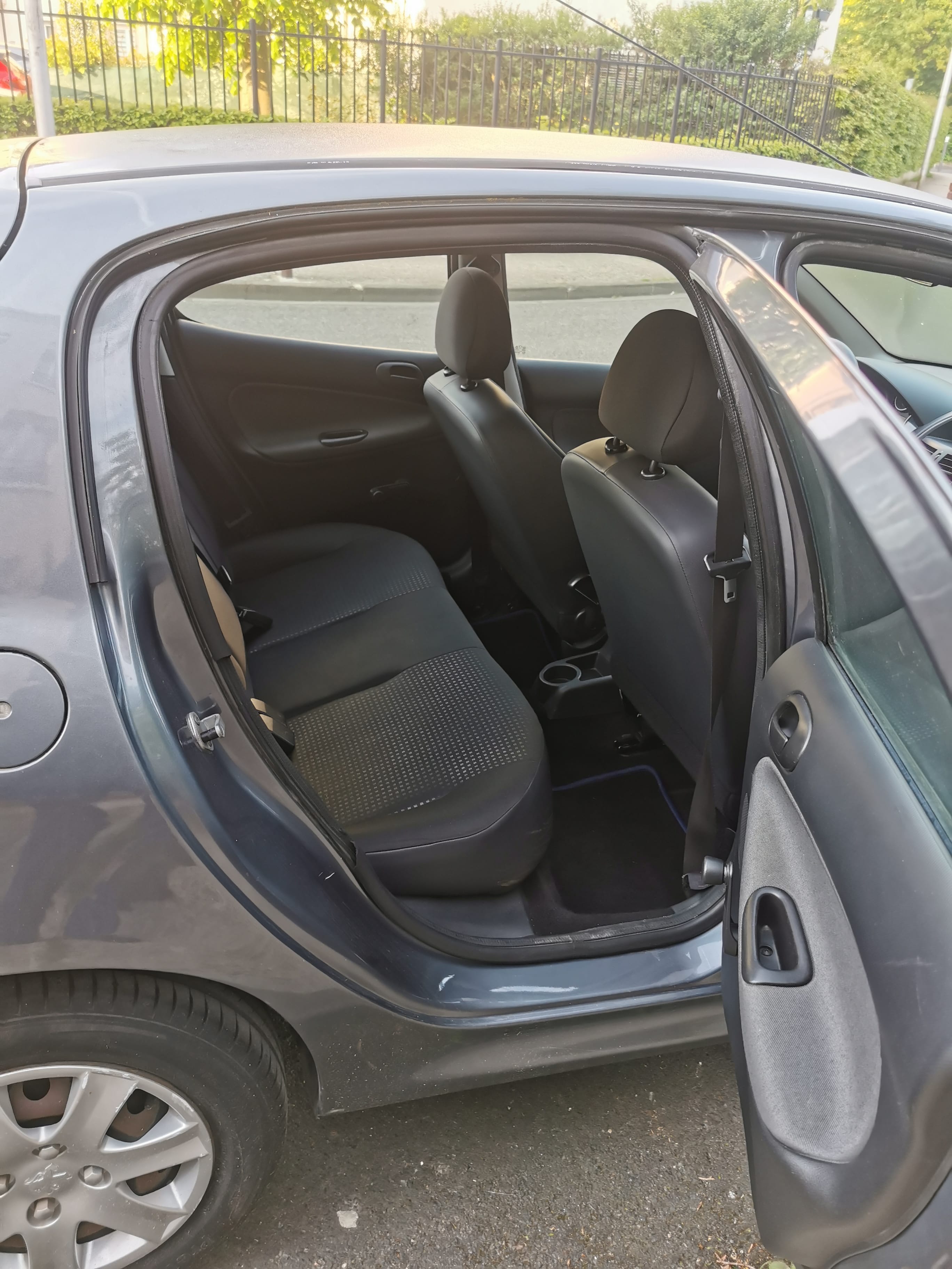Peugeot 206+