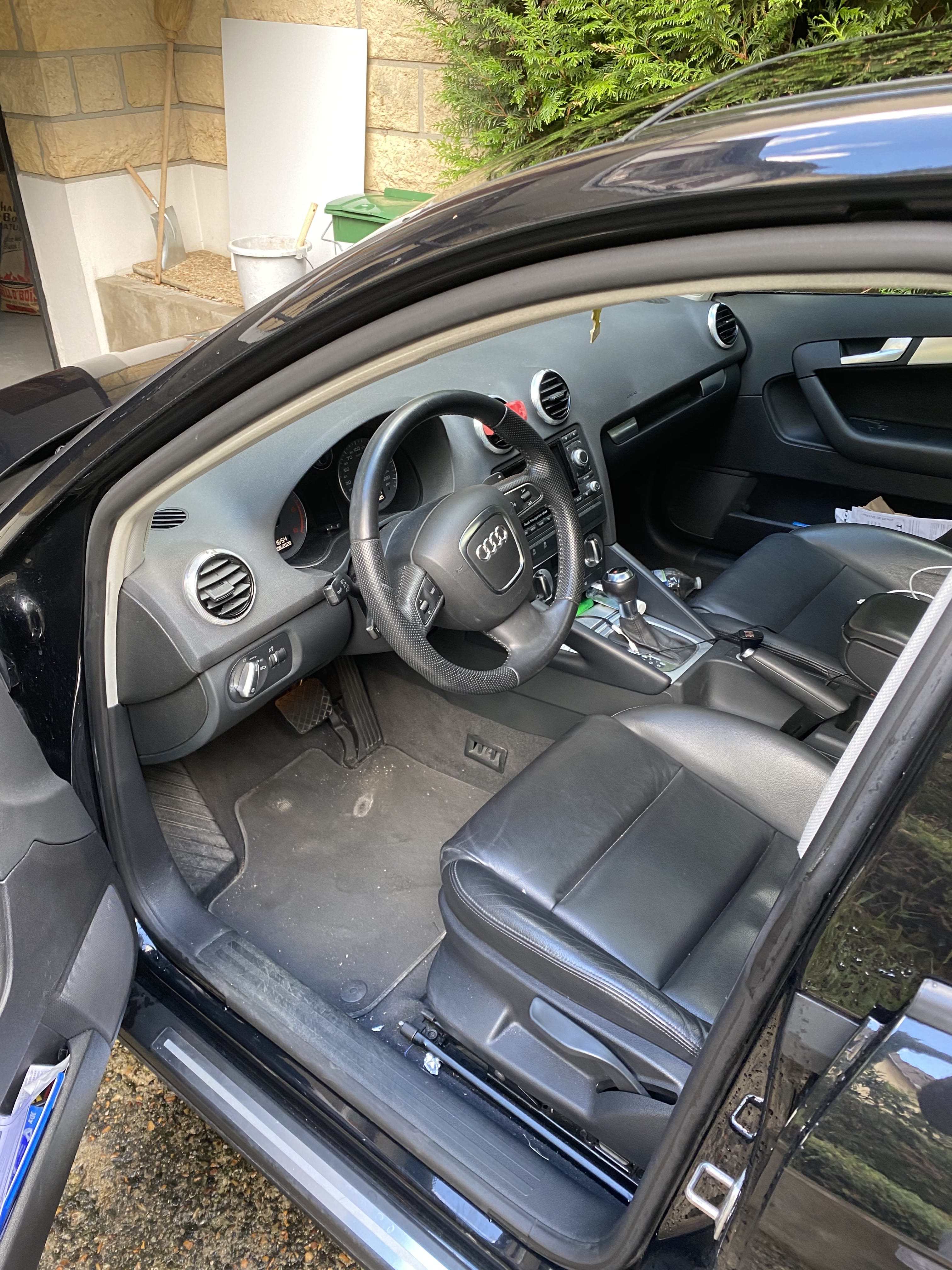 Audi A3 2 l tdi avec Siège bébé