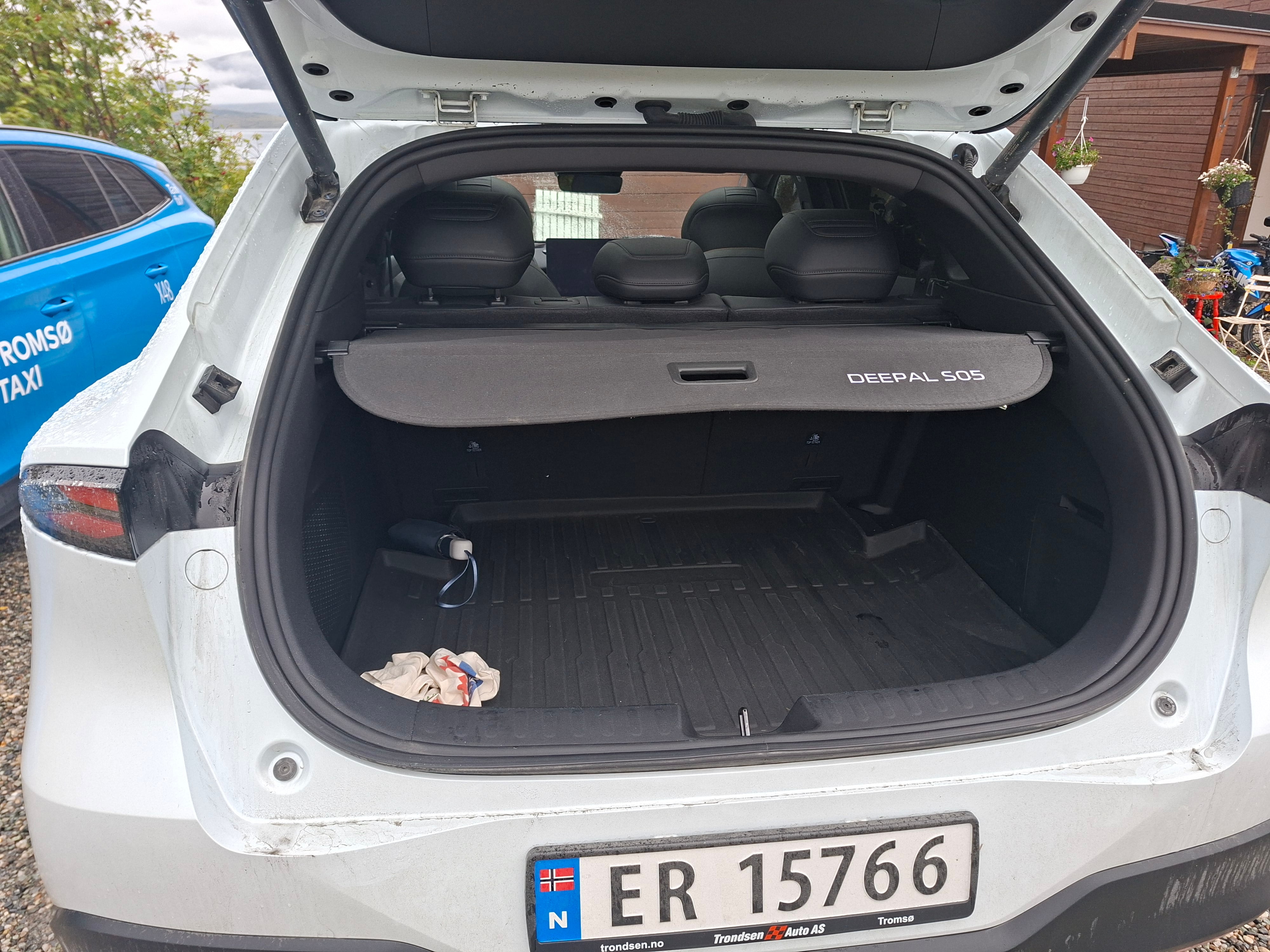Deepal S05 AWD Max Elektrisk med Bluetooth audio