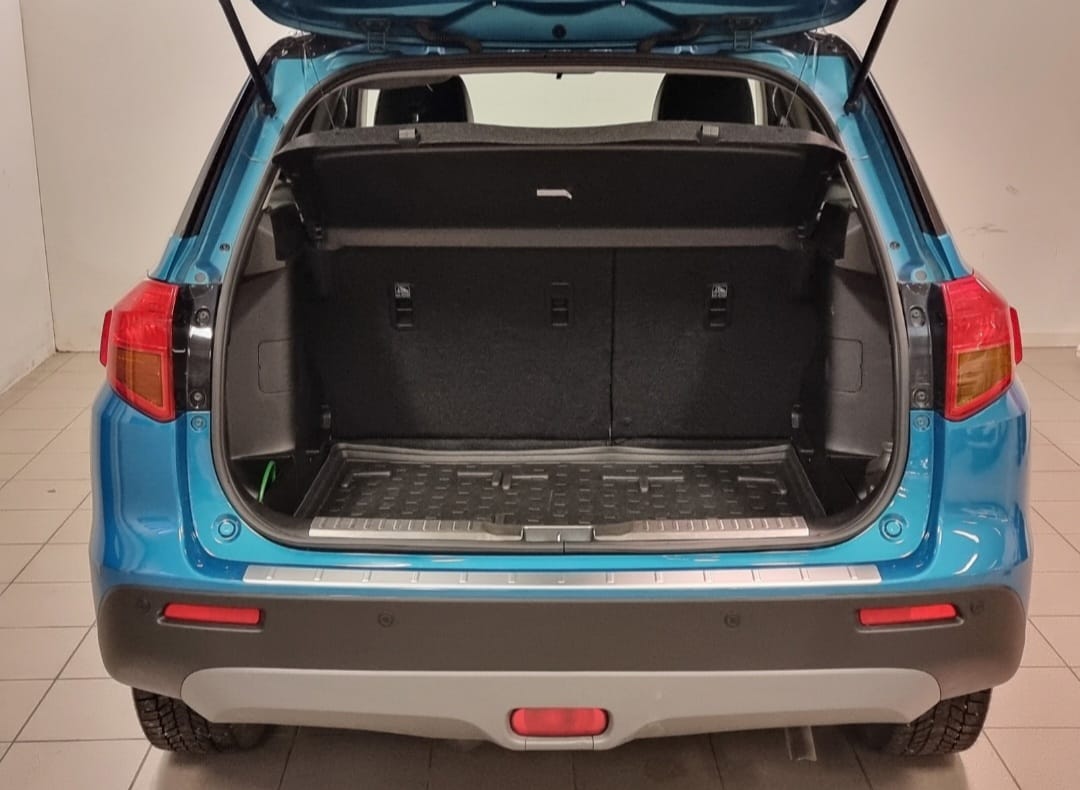 Suzuki Vitara Allgrip 4x4 med Vinterdekk