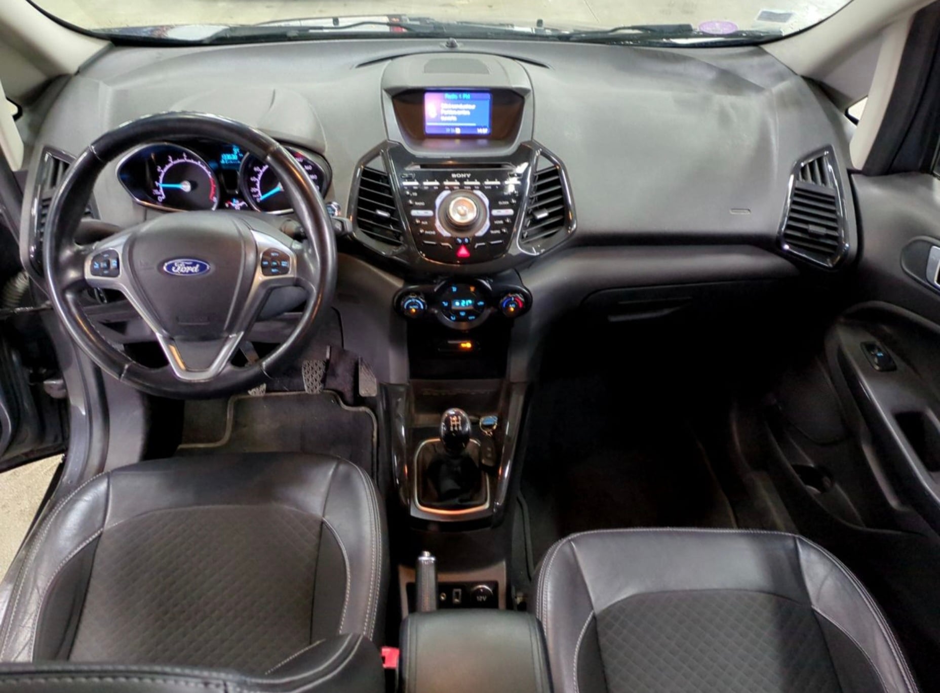Ford EcoSport Titanium avec Siège bébé