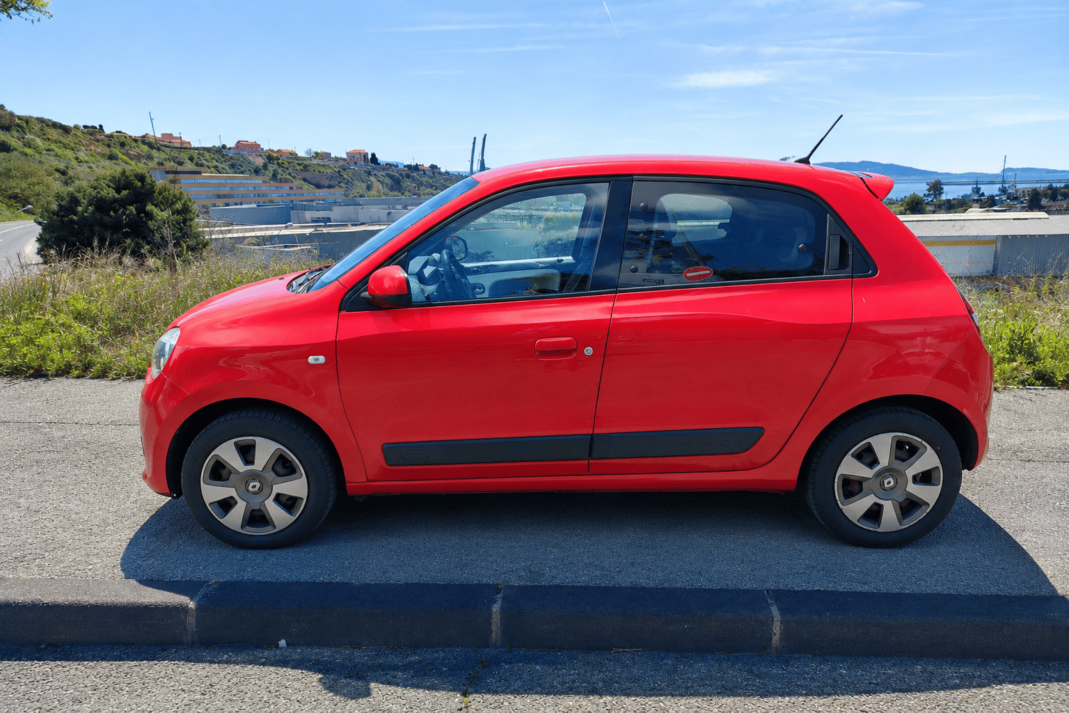 Renault Twingo III 1.0 con Aire acondicionado