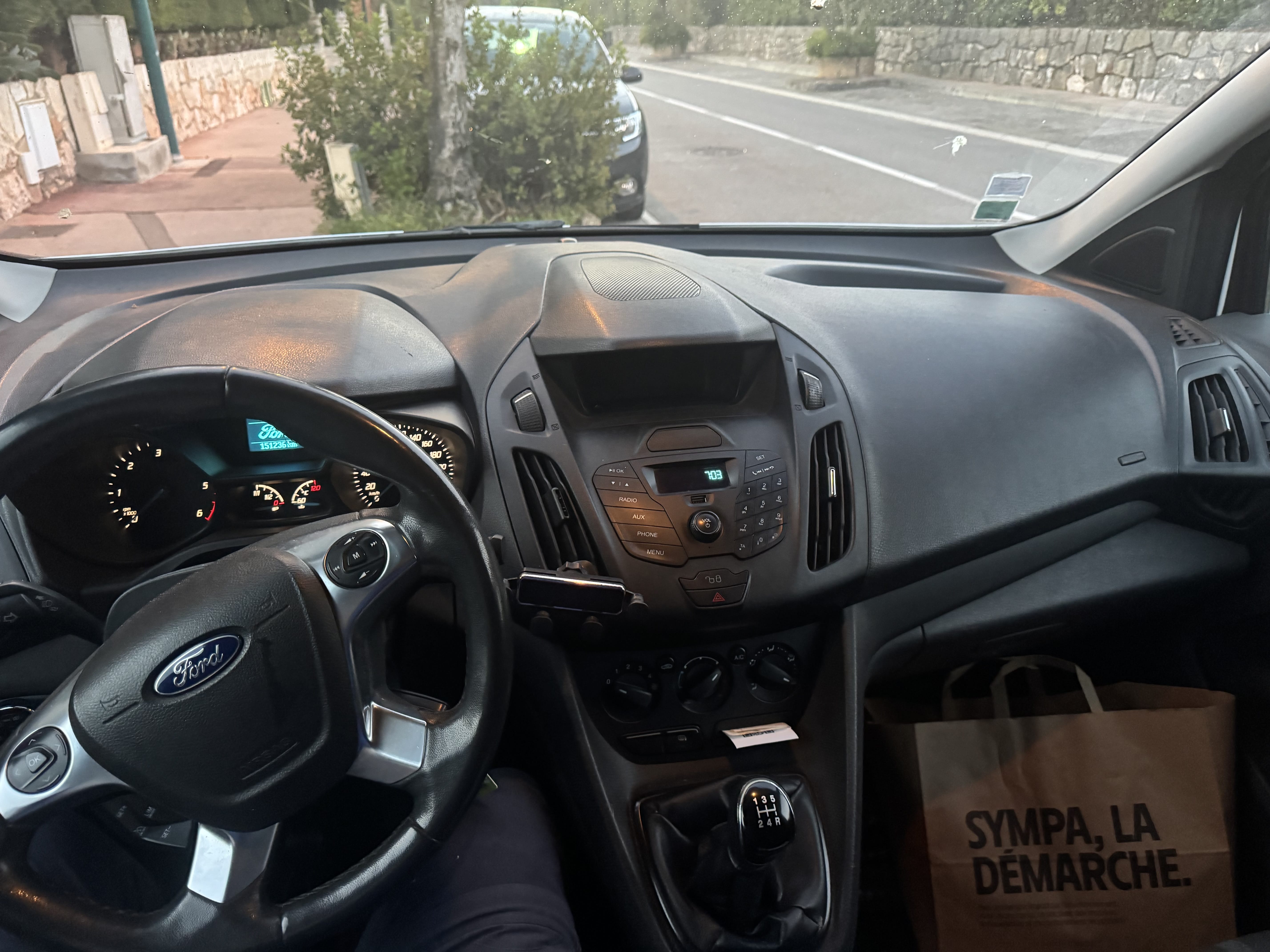 Ford Transit Connect Double Cabine avec Audio Bluetooth