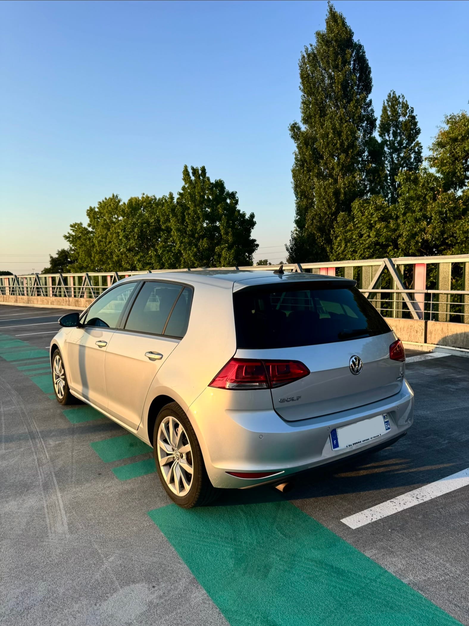 Volkswagen Golf avec Climatisation