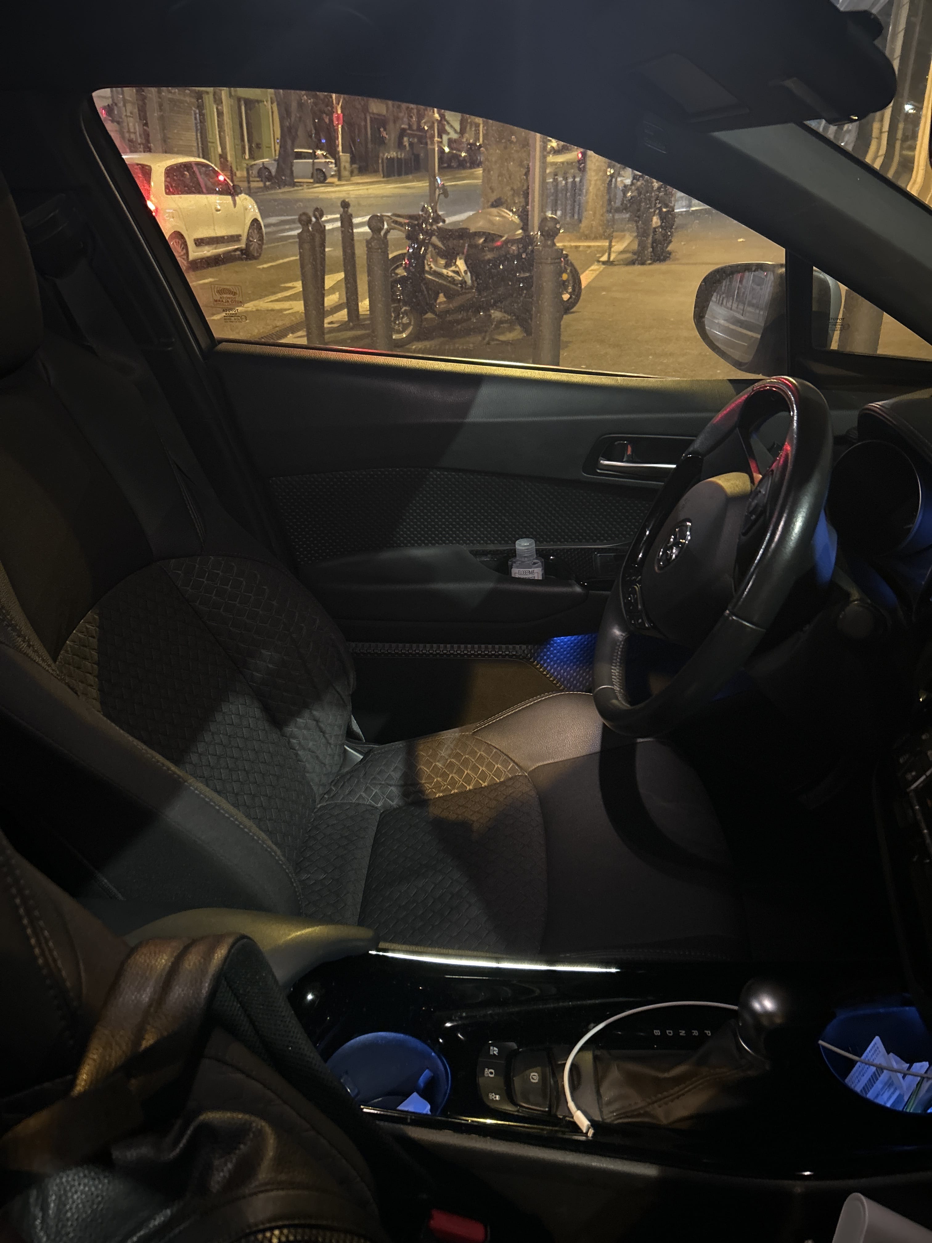 Toyota C-HR met Cruise control