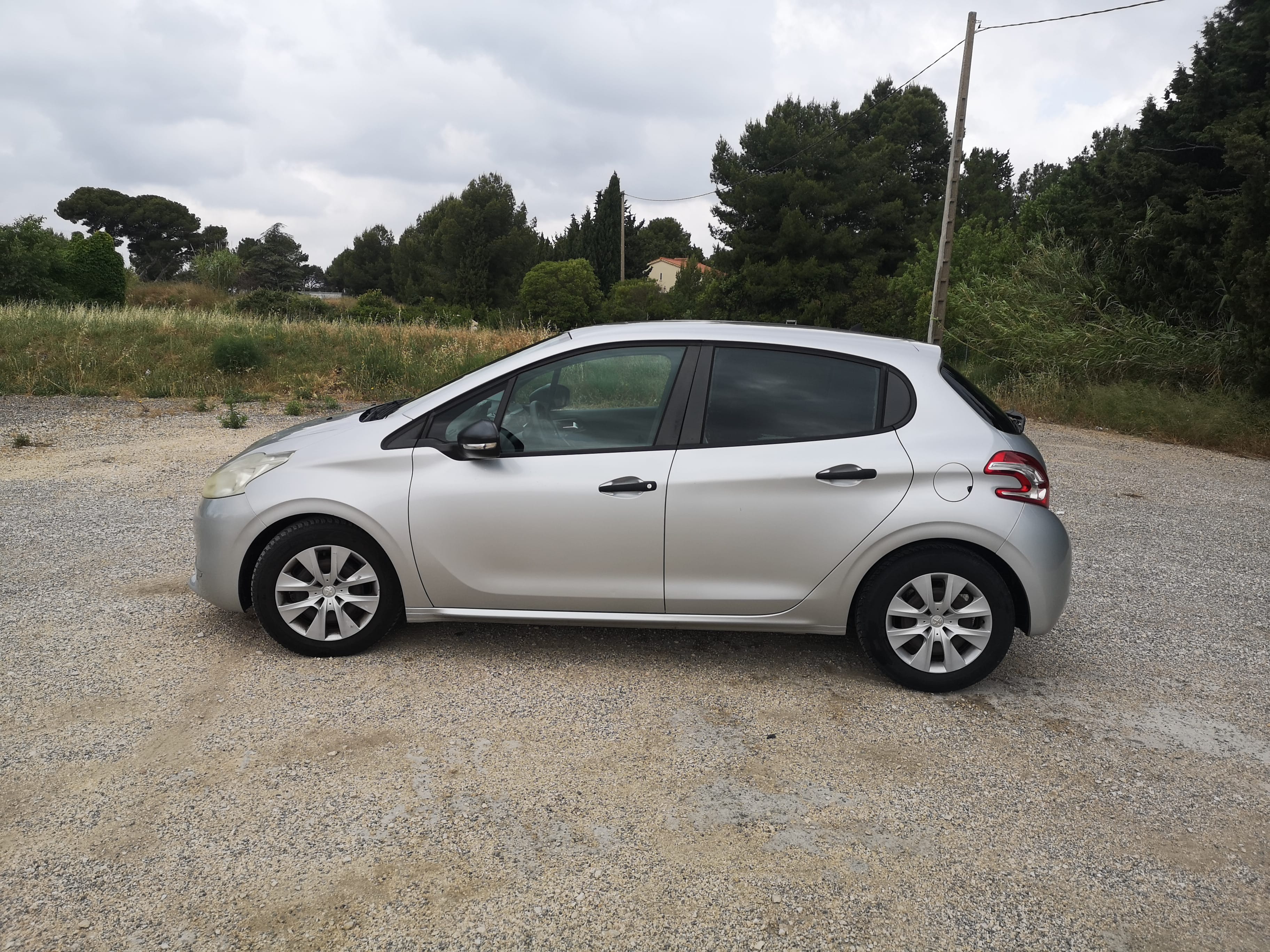 Peugeot 208 Société avec Climatisation