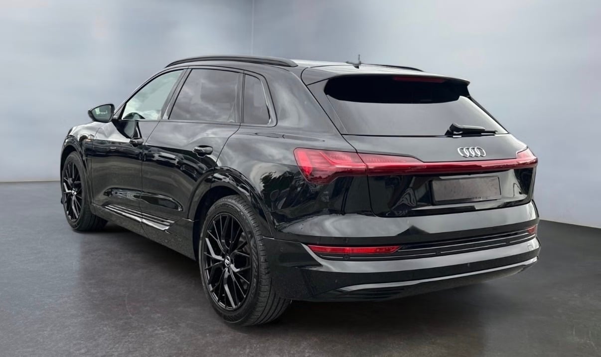 Audi e-tron Quattro Premium med Ryggekamera