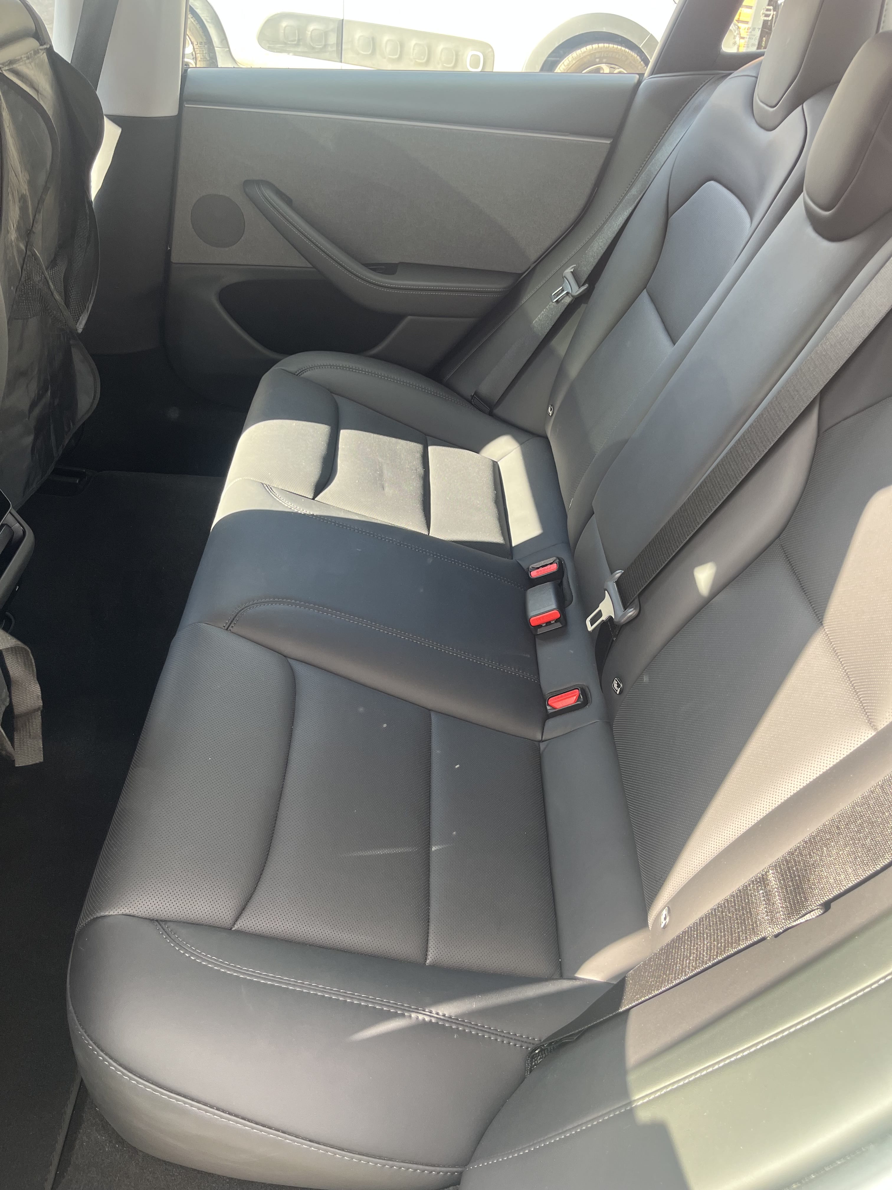 Tesla Model 3 Standard Range avec GPS