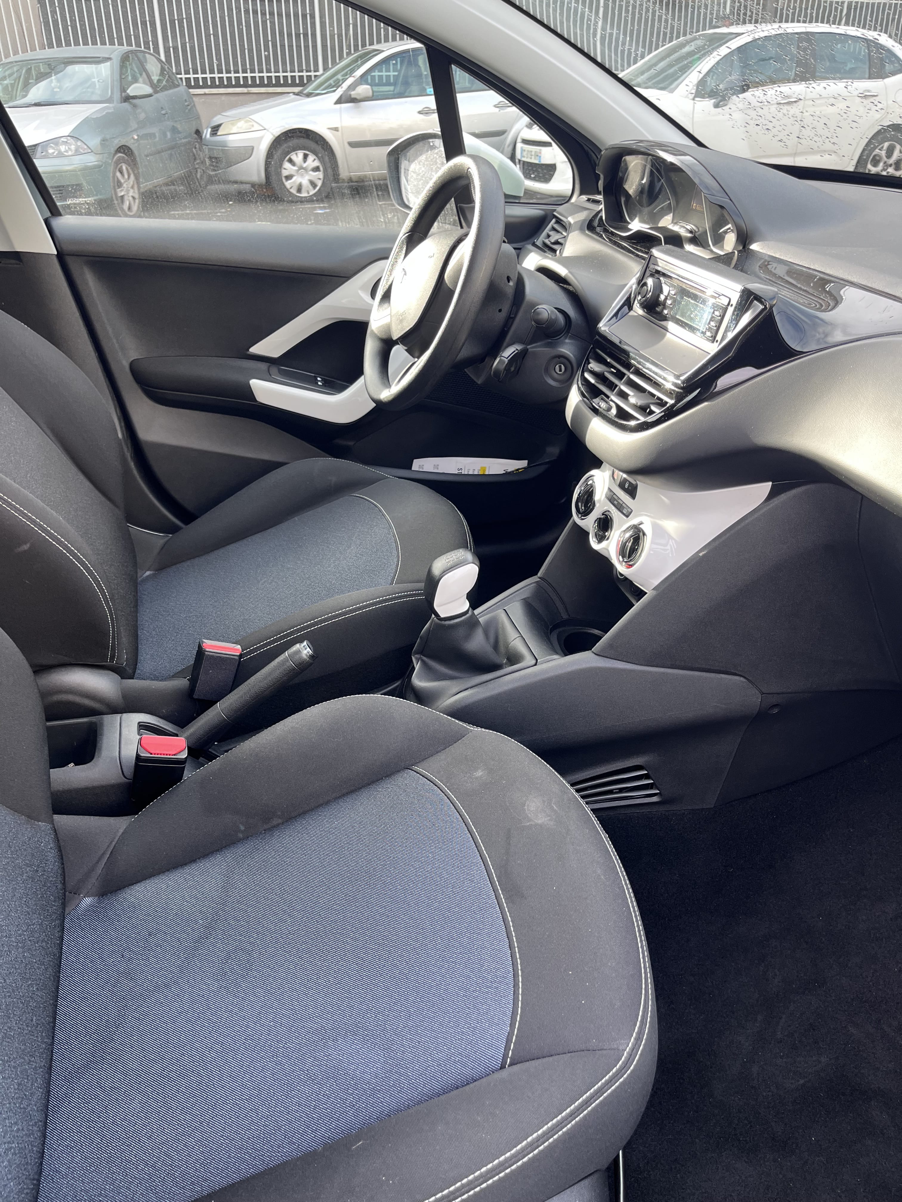 Peugeot 208 avec Audio Bluetooth