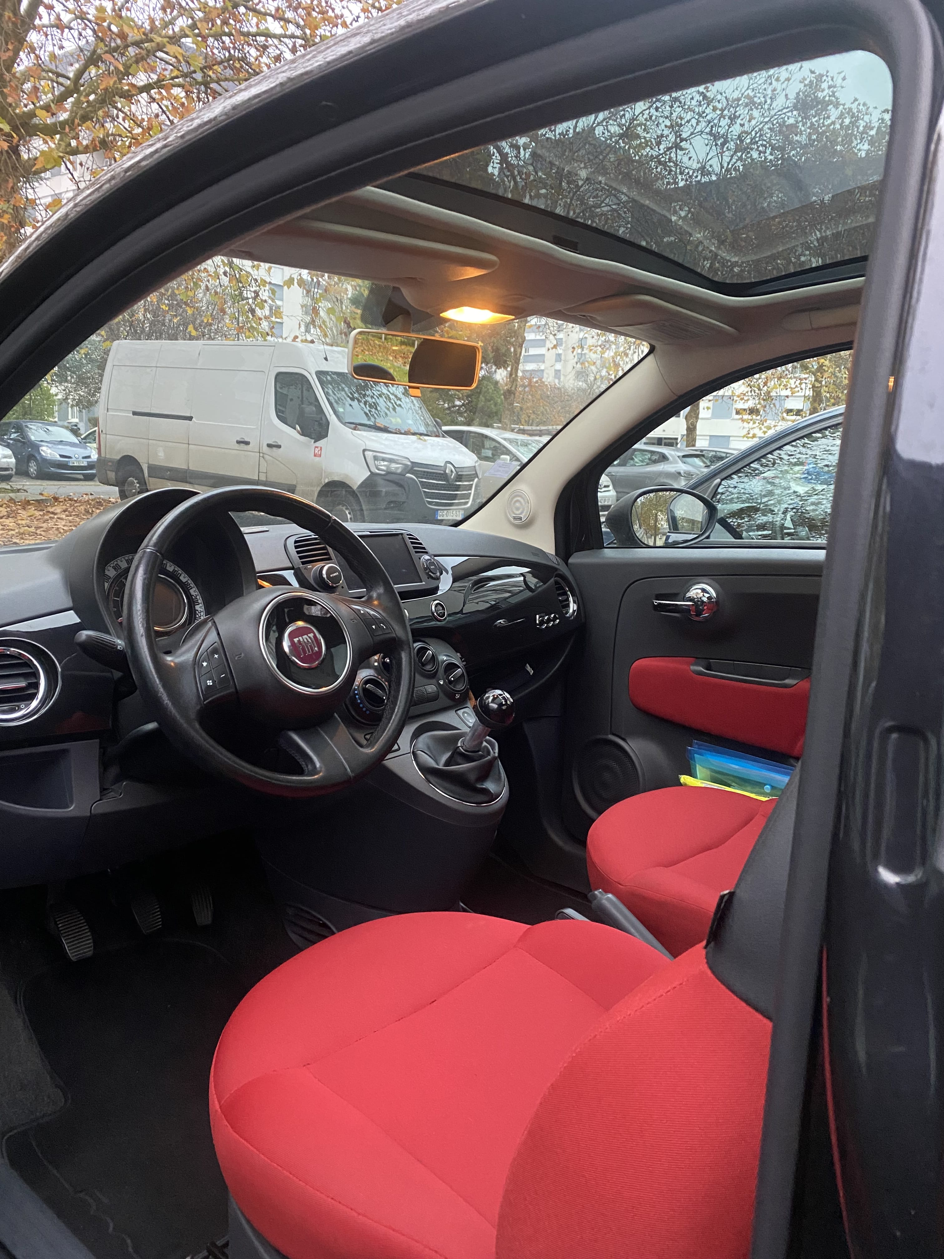 Fiat 500 Lounge 1,3 multijet 95 cv avec Audio Bluetooth
