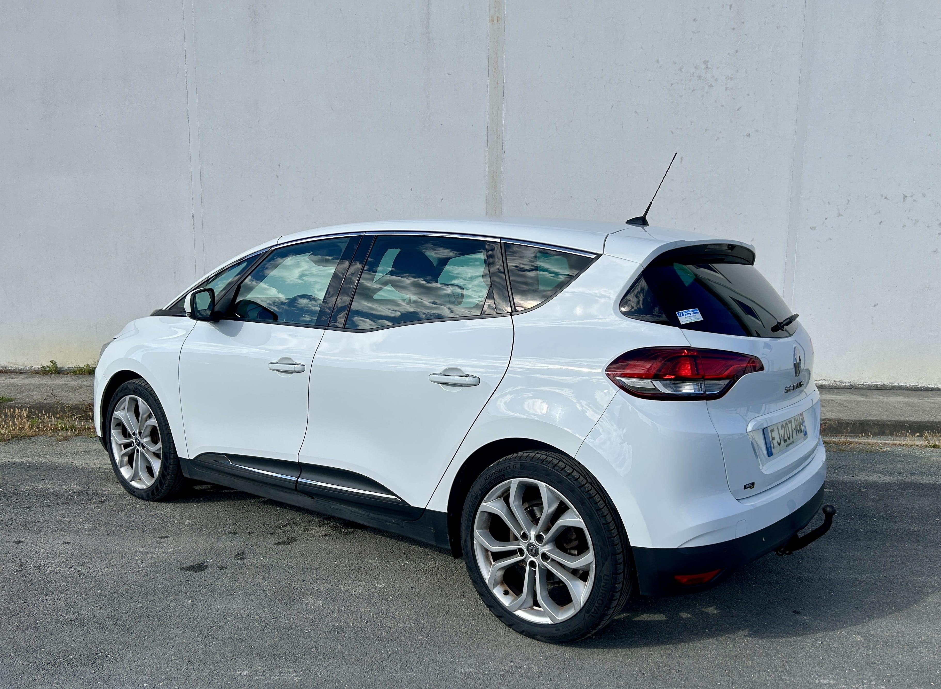 Renault Scenic avec Caméra de recul