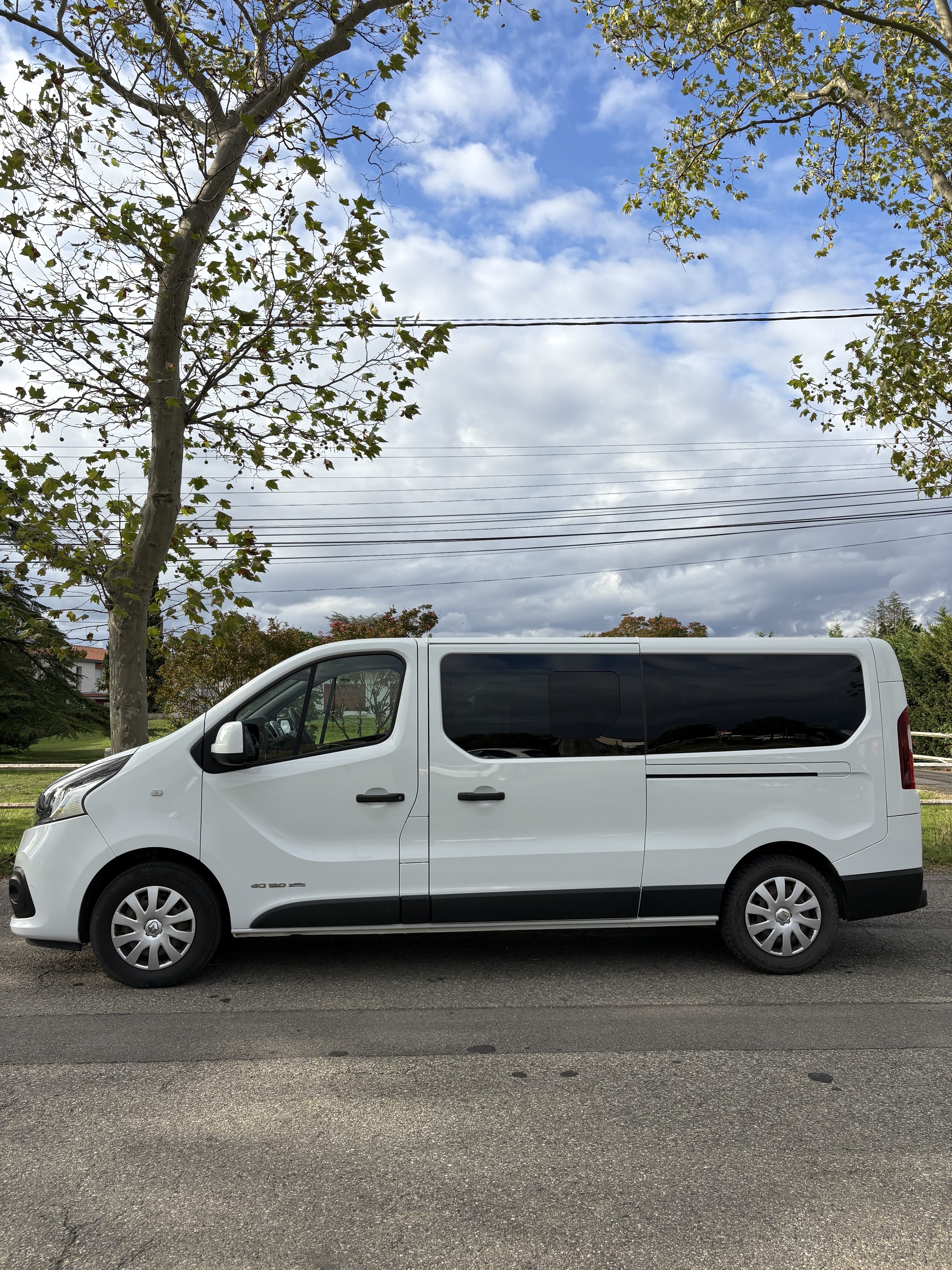 Renault Trafic avec Chaines