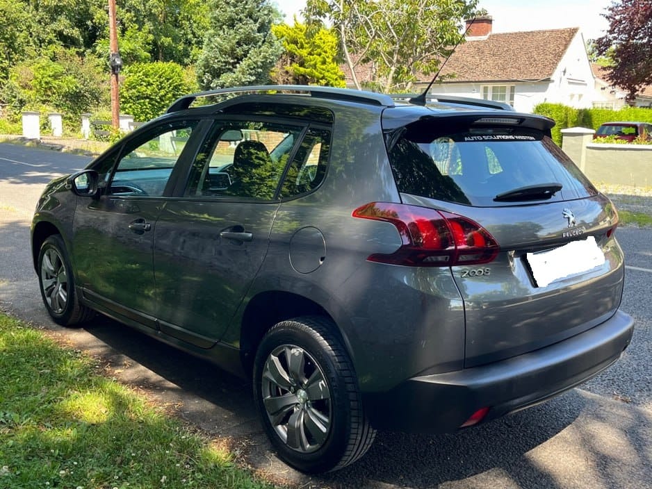 Peugeot 2008 avec GPS
