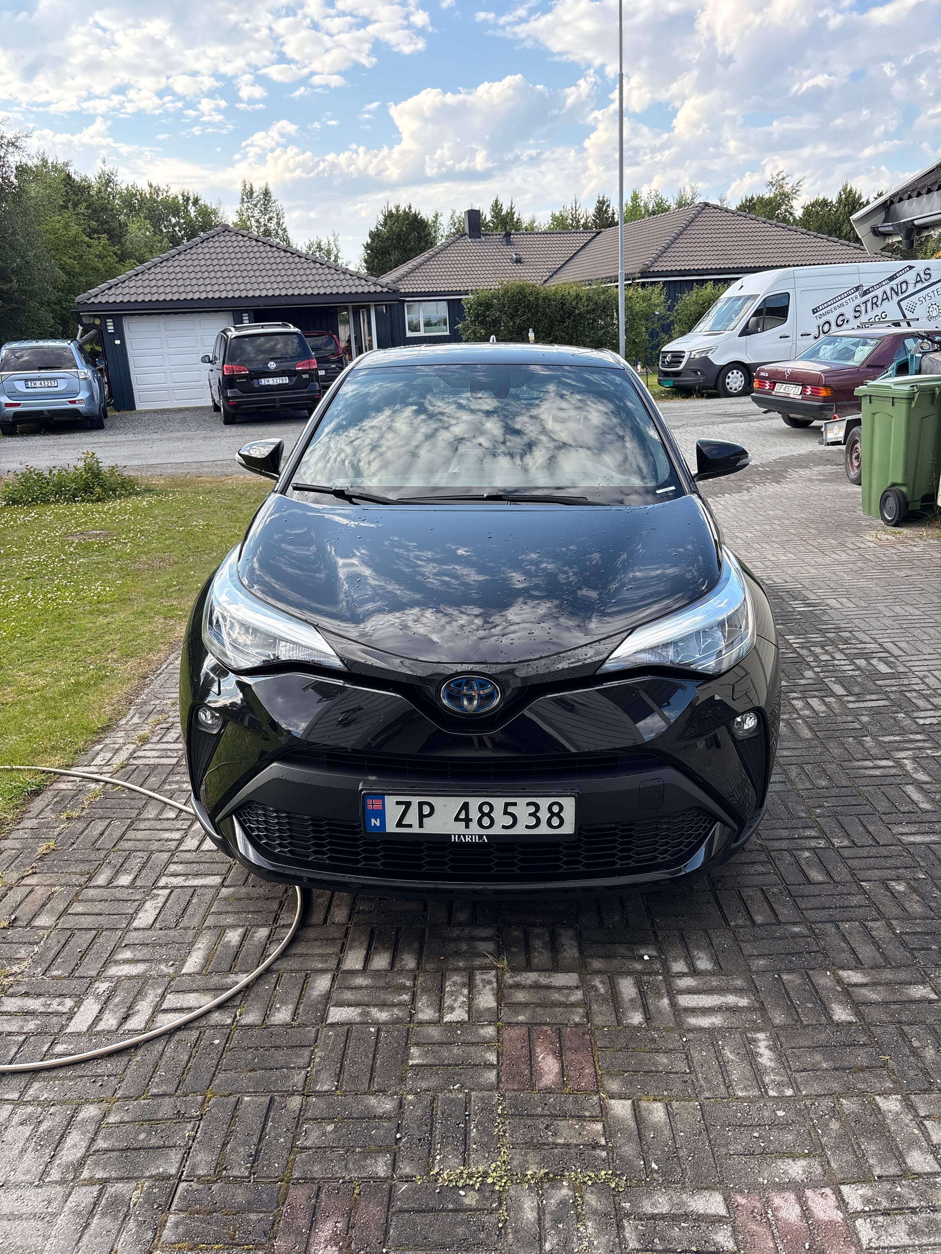 Toyota C-HR Hybrid med Vinterdekk