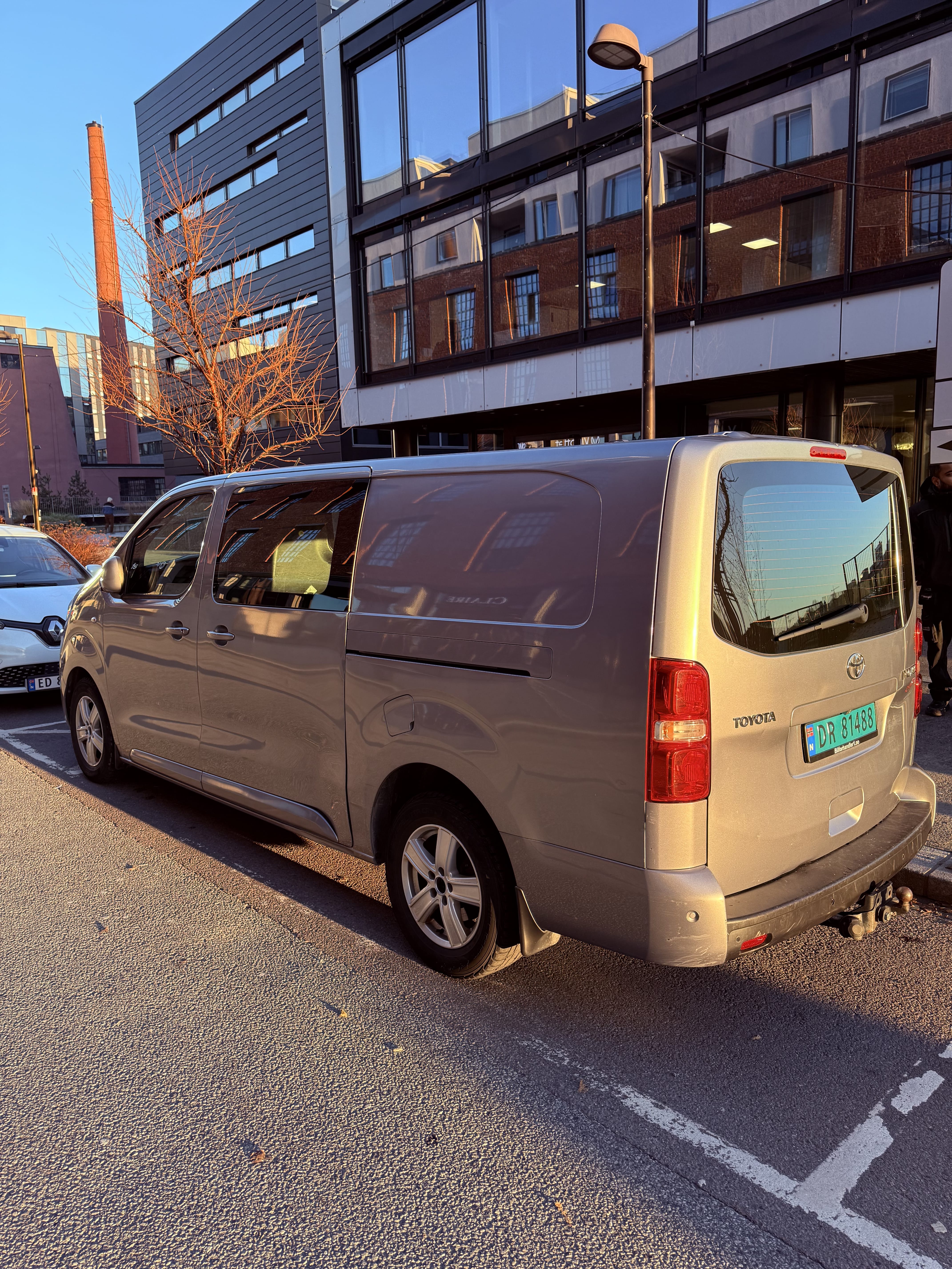 Toyota Proace Varebil med GPS