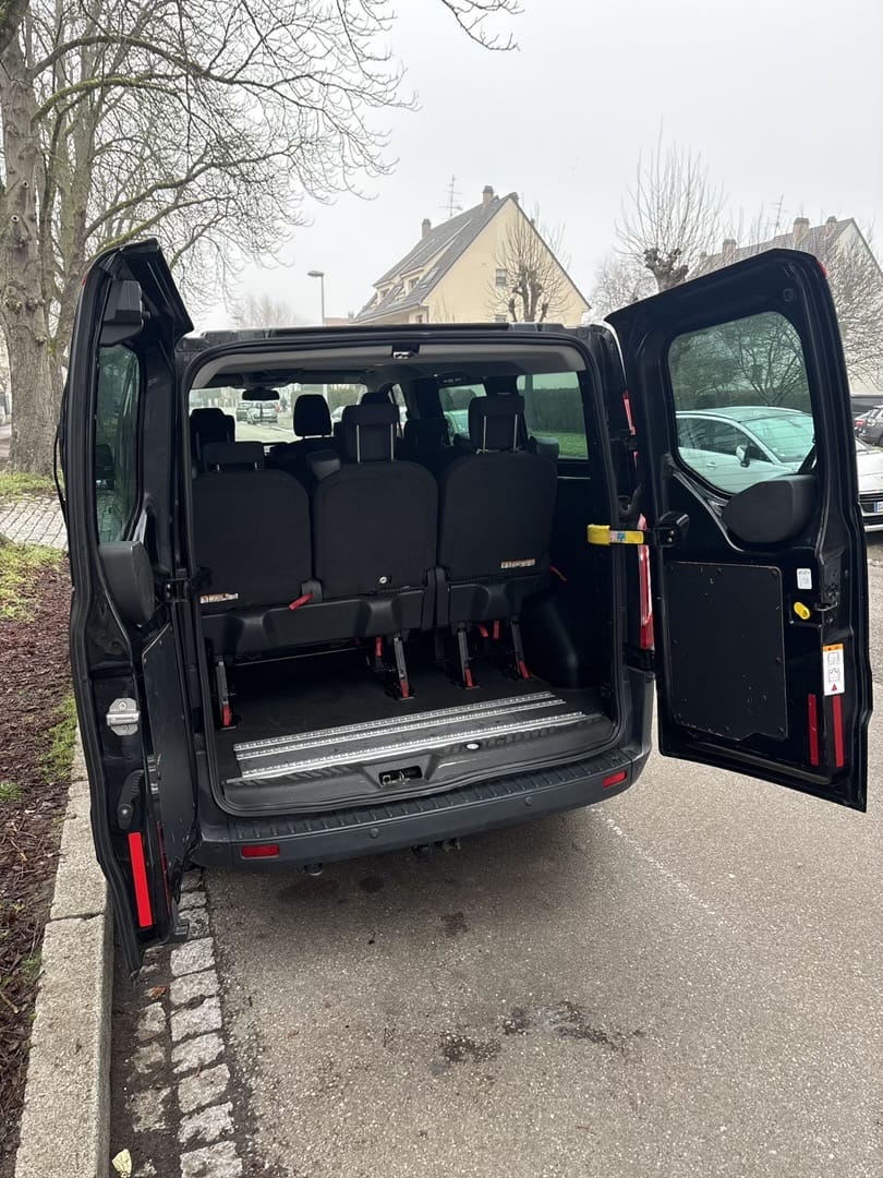 Ford Tourneo Custom avec Audio Bluetooth