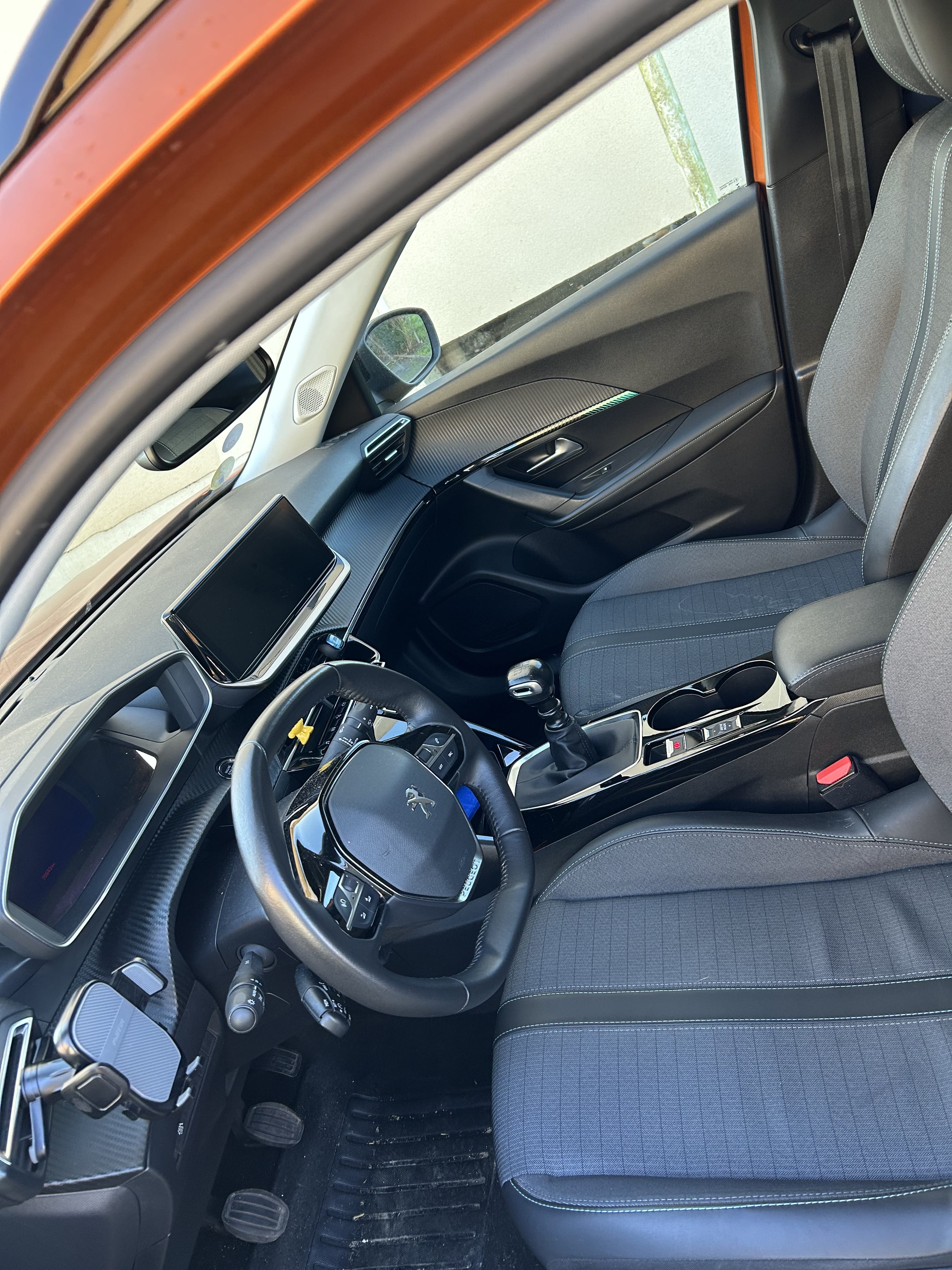 Peugeot 2008 avec GPS