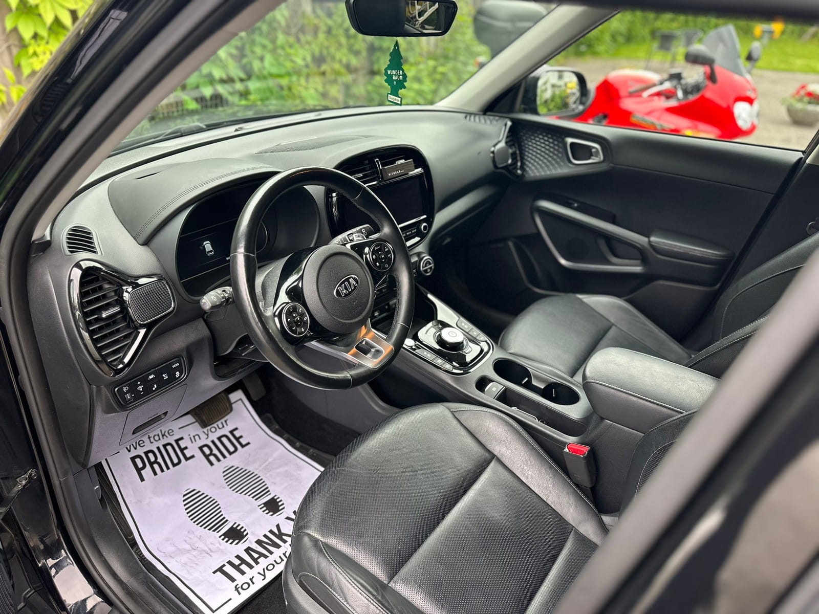 Kia Soul EV+ with Bluetooth audio