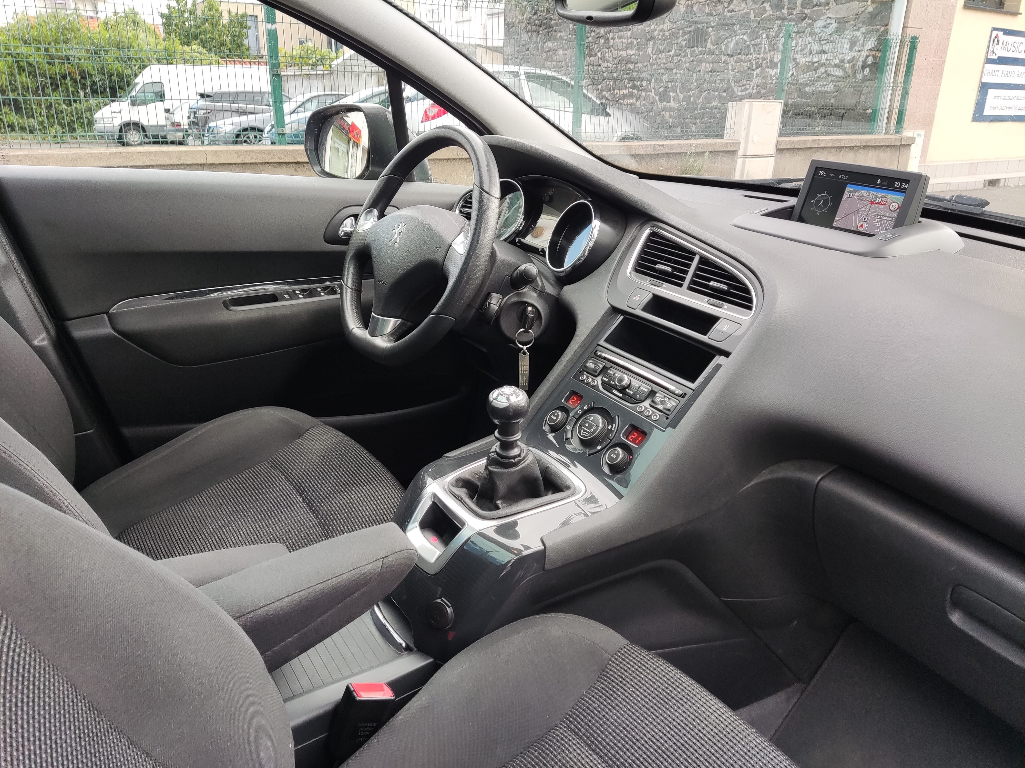 Peugeot 5008 avec Régulateur de vitesse