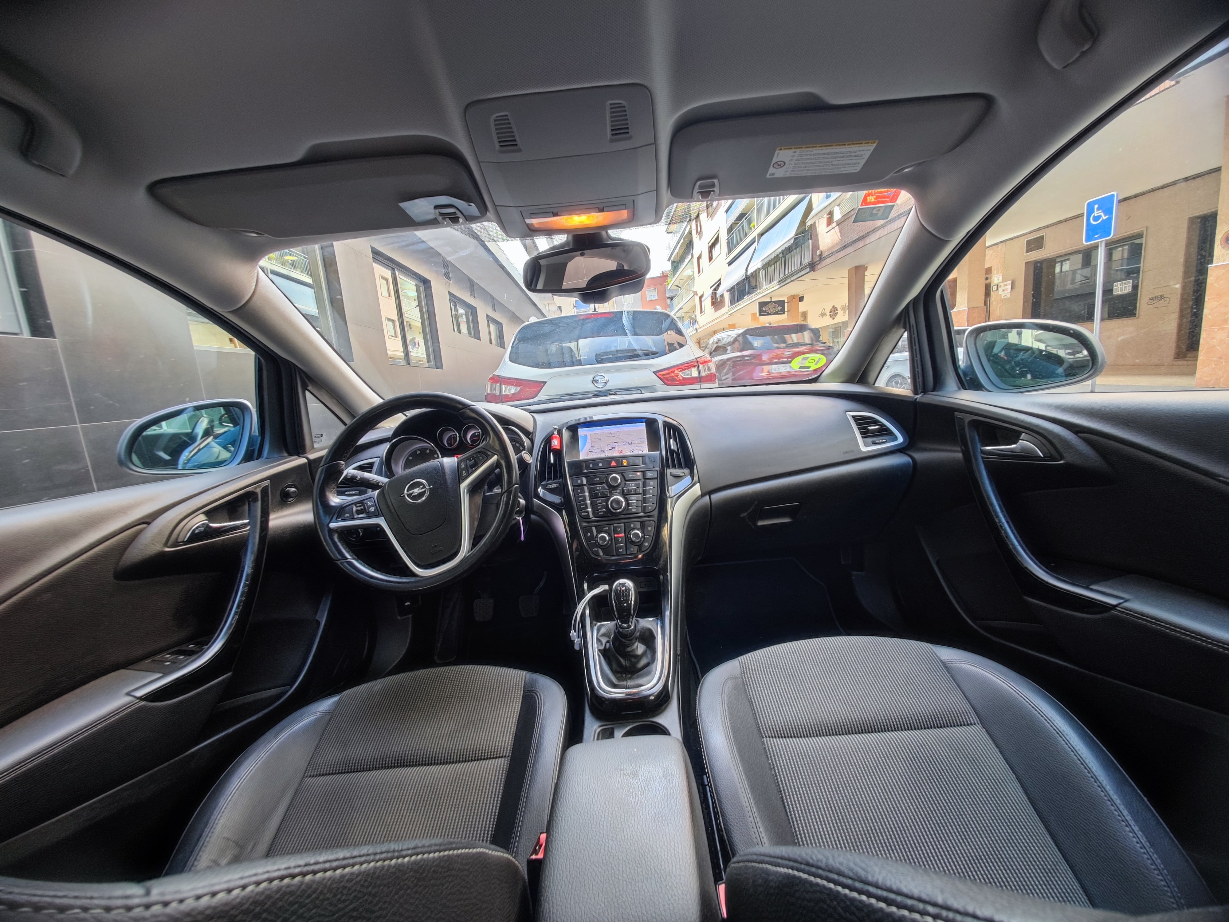 Opel Astra J con Audio Bluetooth