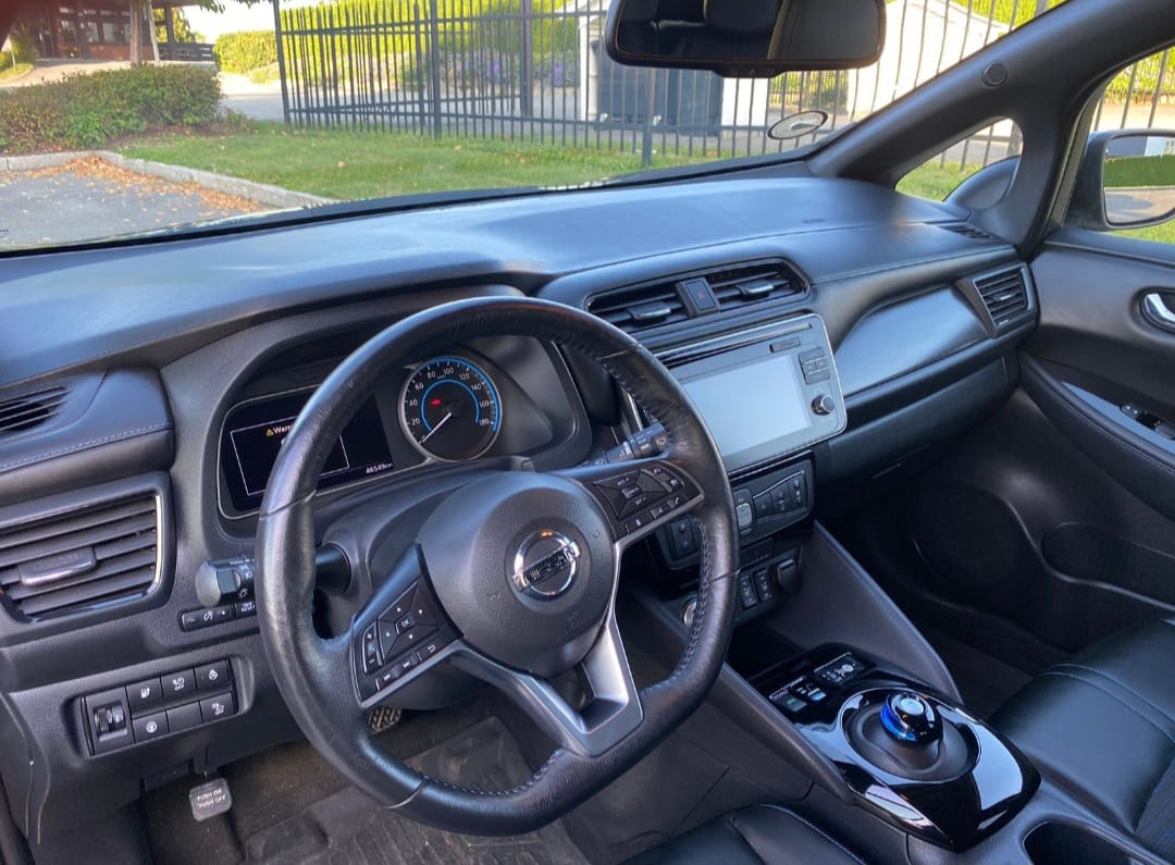 Nissan Leaf med Babysete