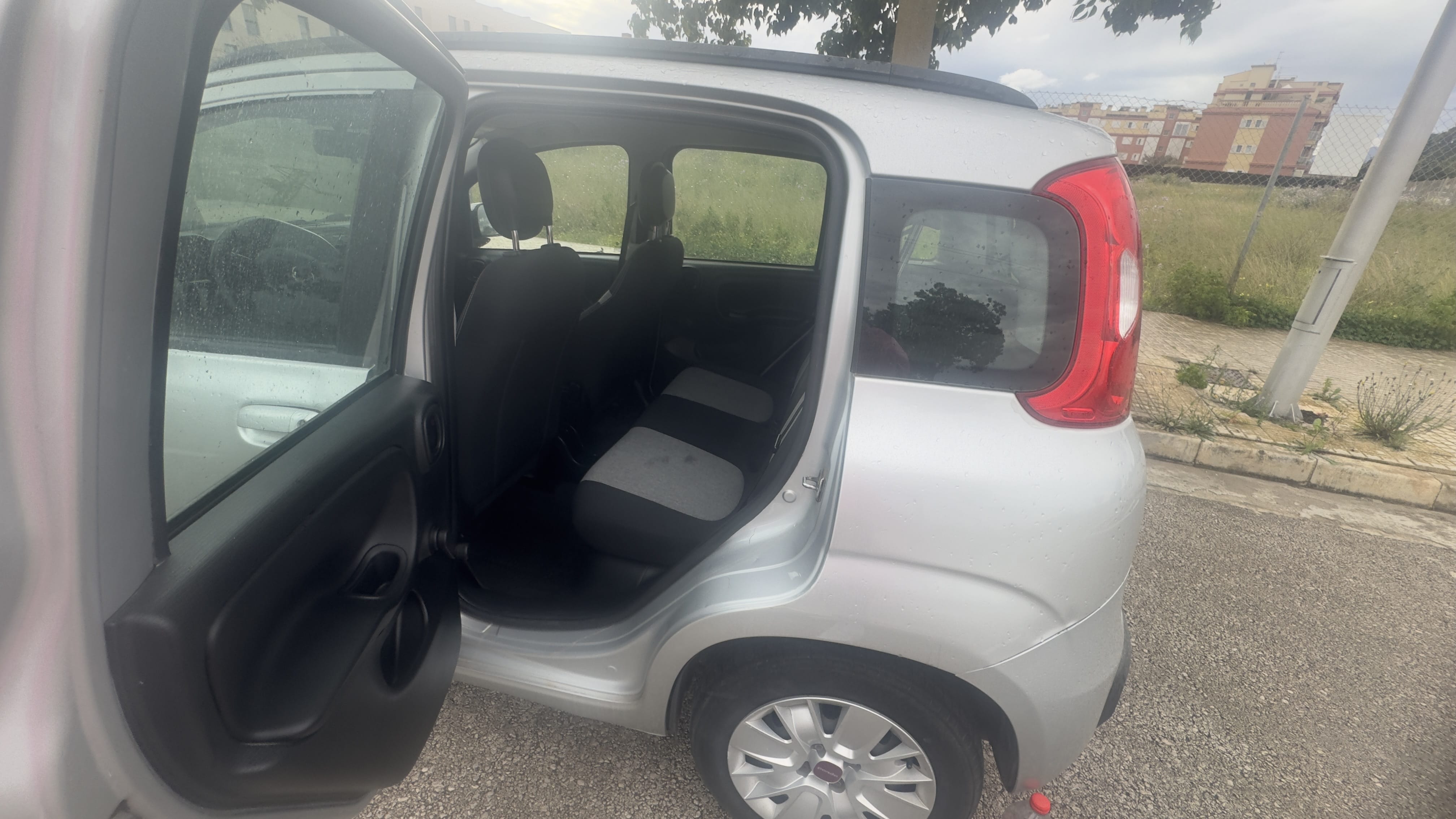 Fiat Panda avec Apple CarPlay