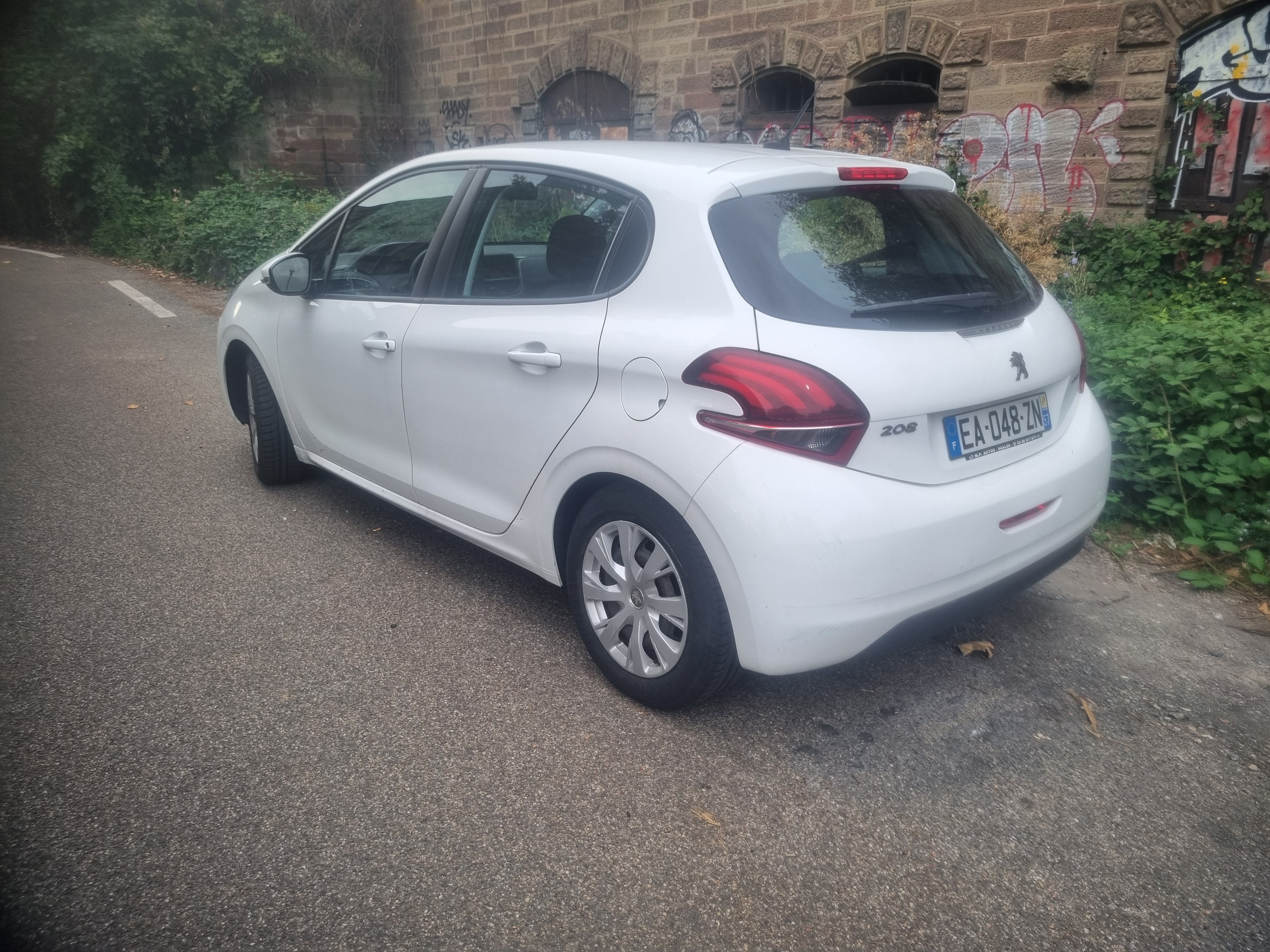 Peugeot 208 avec GPS