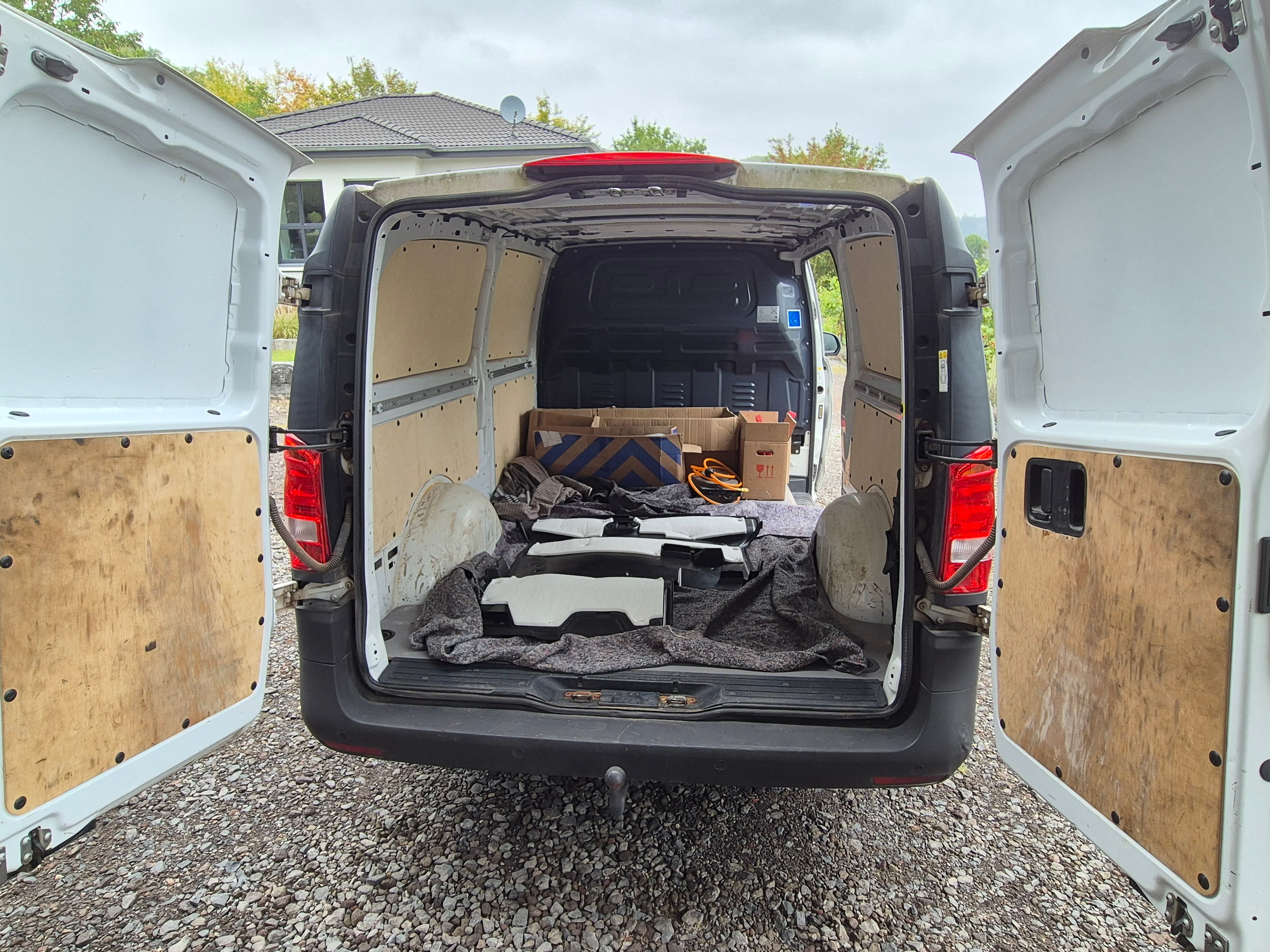 Mercedes-Benz Vito 4MATIC Kastenwagen mit Bluetooth-Audio