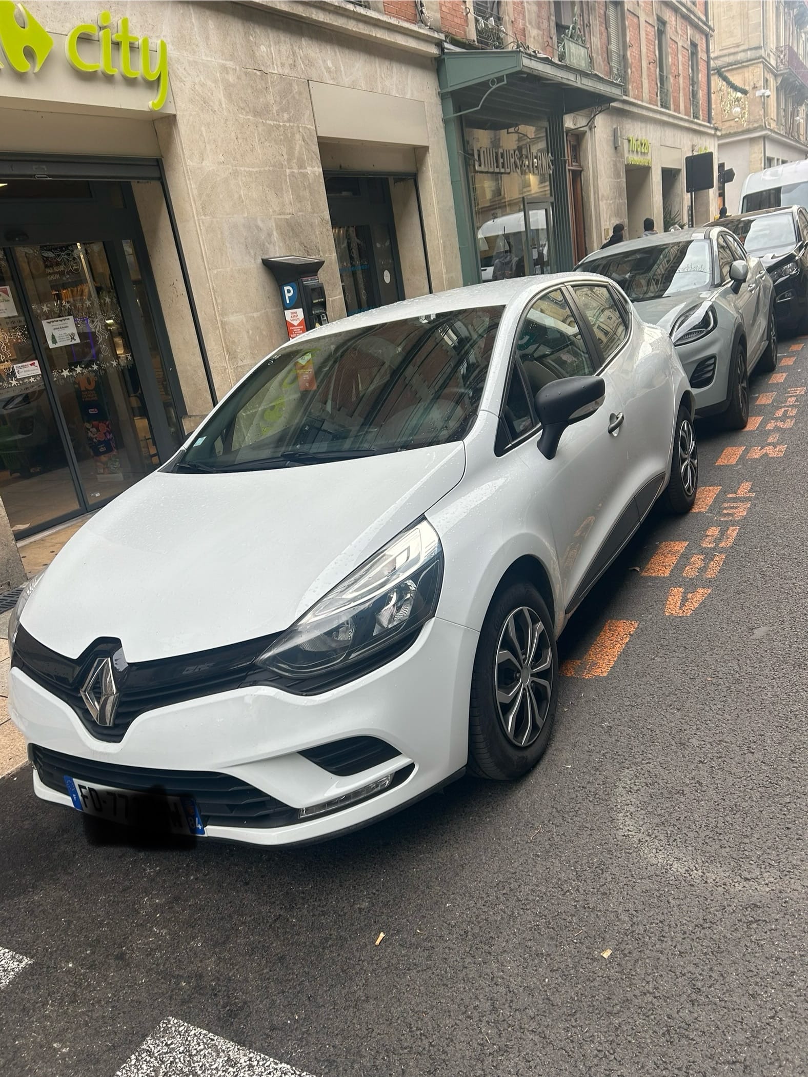 Renault Clio, 2019, Essence 98