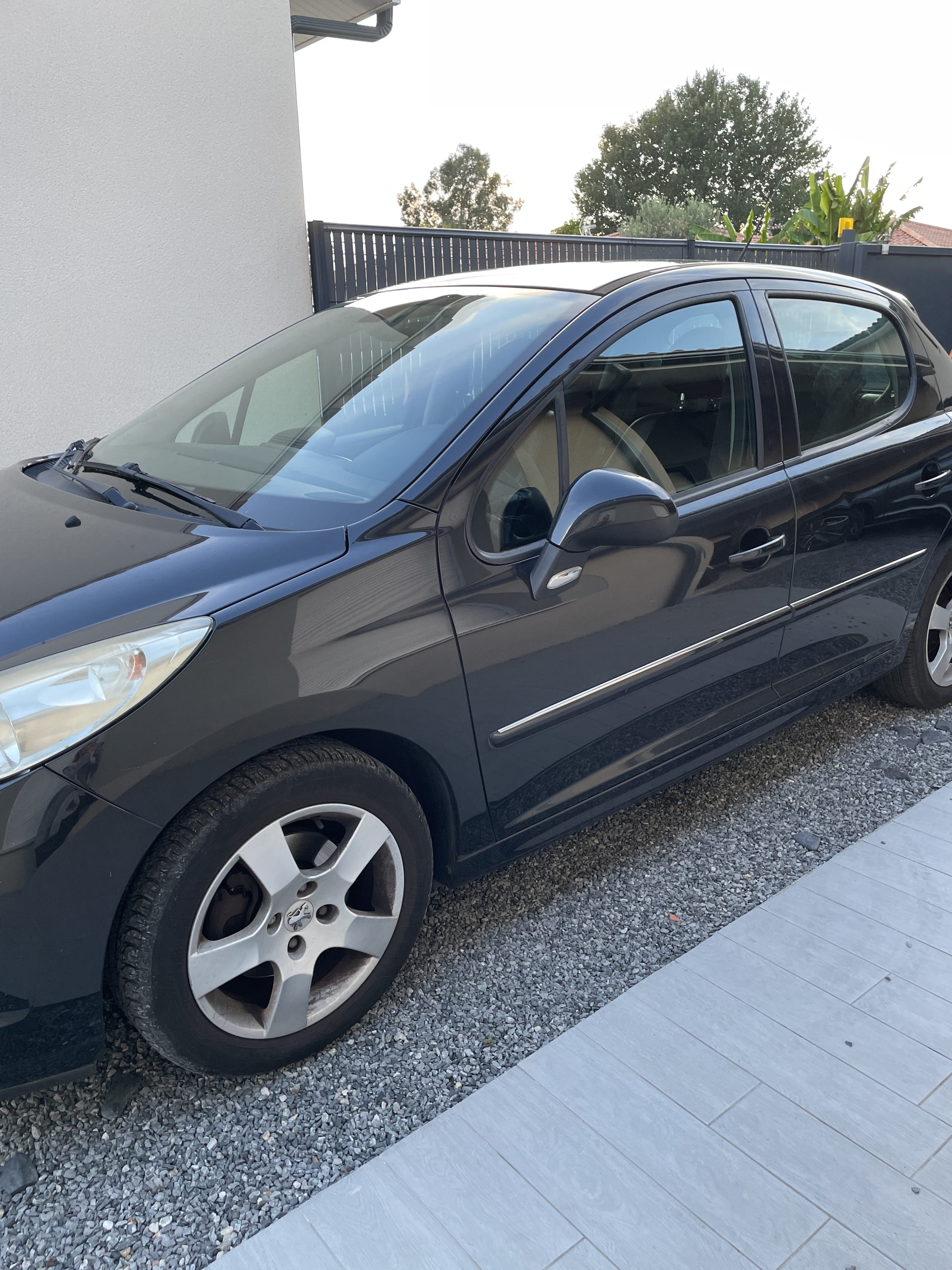 Peugeot 207 avec Audio Bluetooth