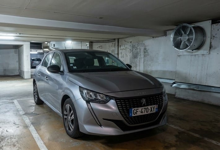 Peugeot 208, 2021, Essence 95