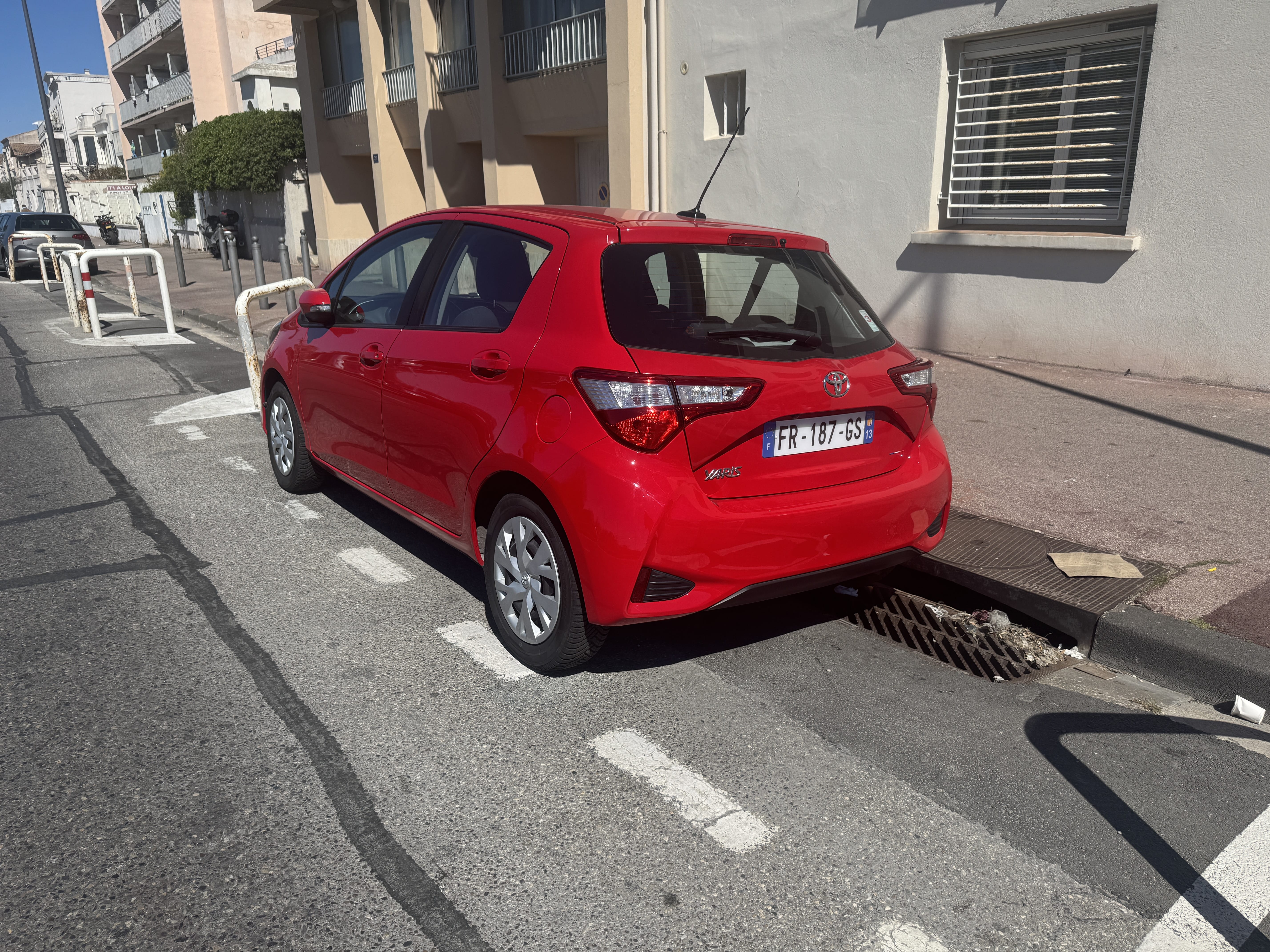 Toyota Yaris YARIS IV 1.0 VVTI 70 CH Ultimate avec GPS