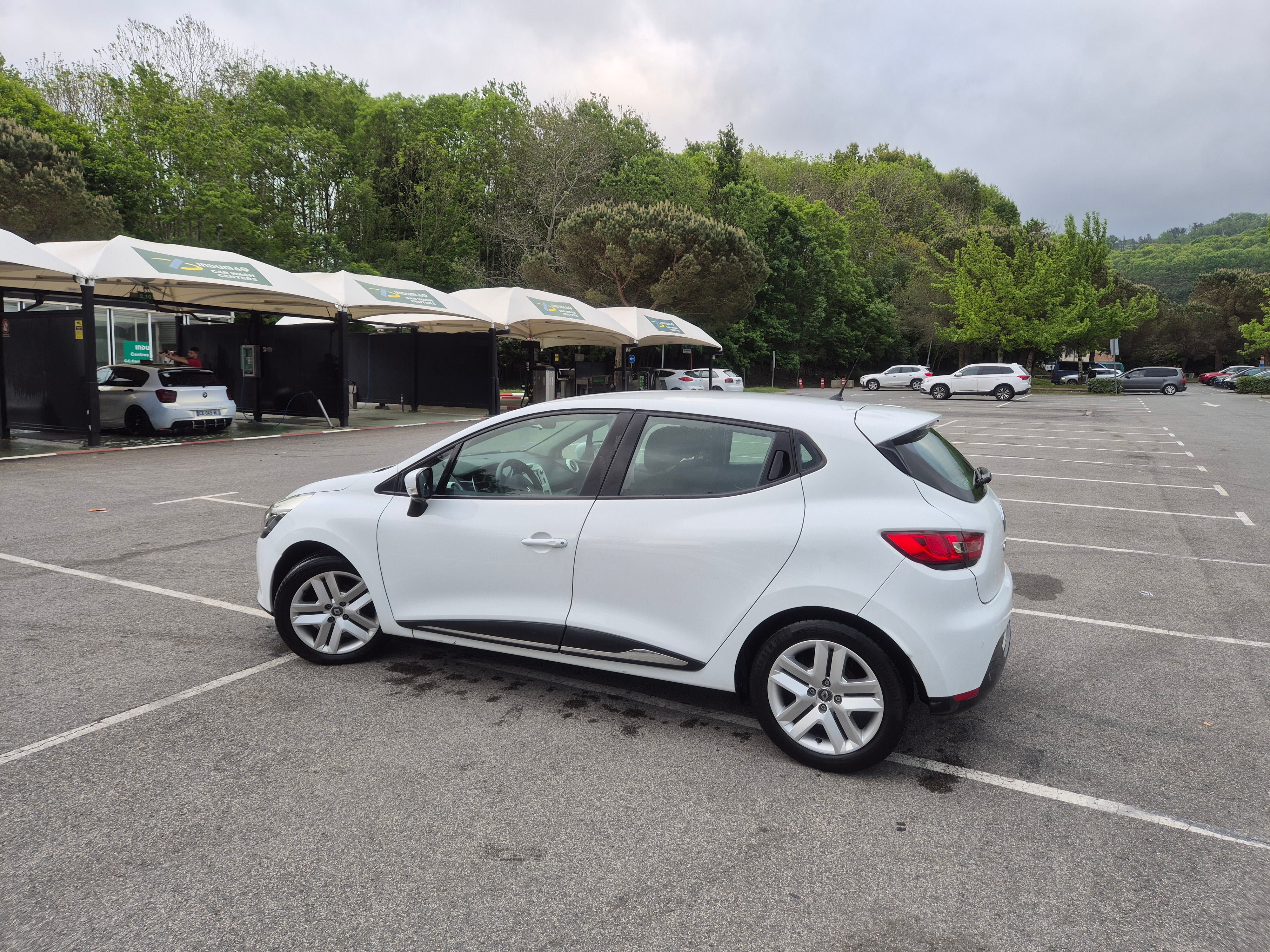 Renault Clio avec Climatisation