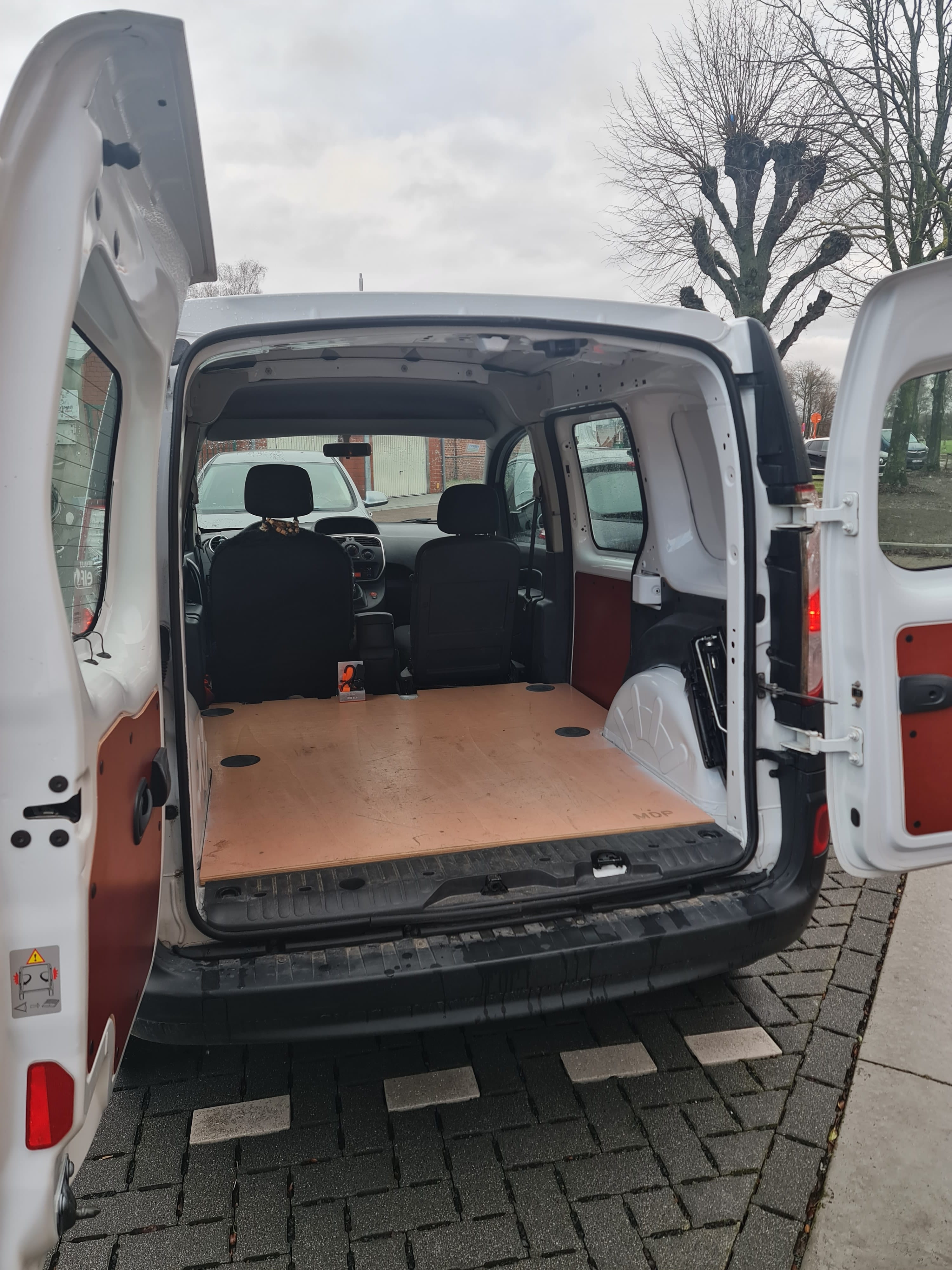 Renault Kangoo Express met Audio- / iPod-ingang