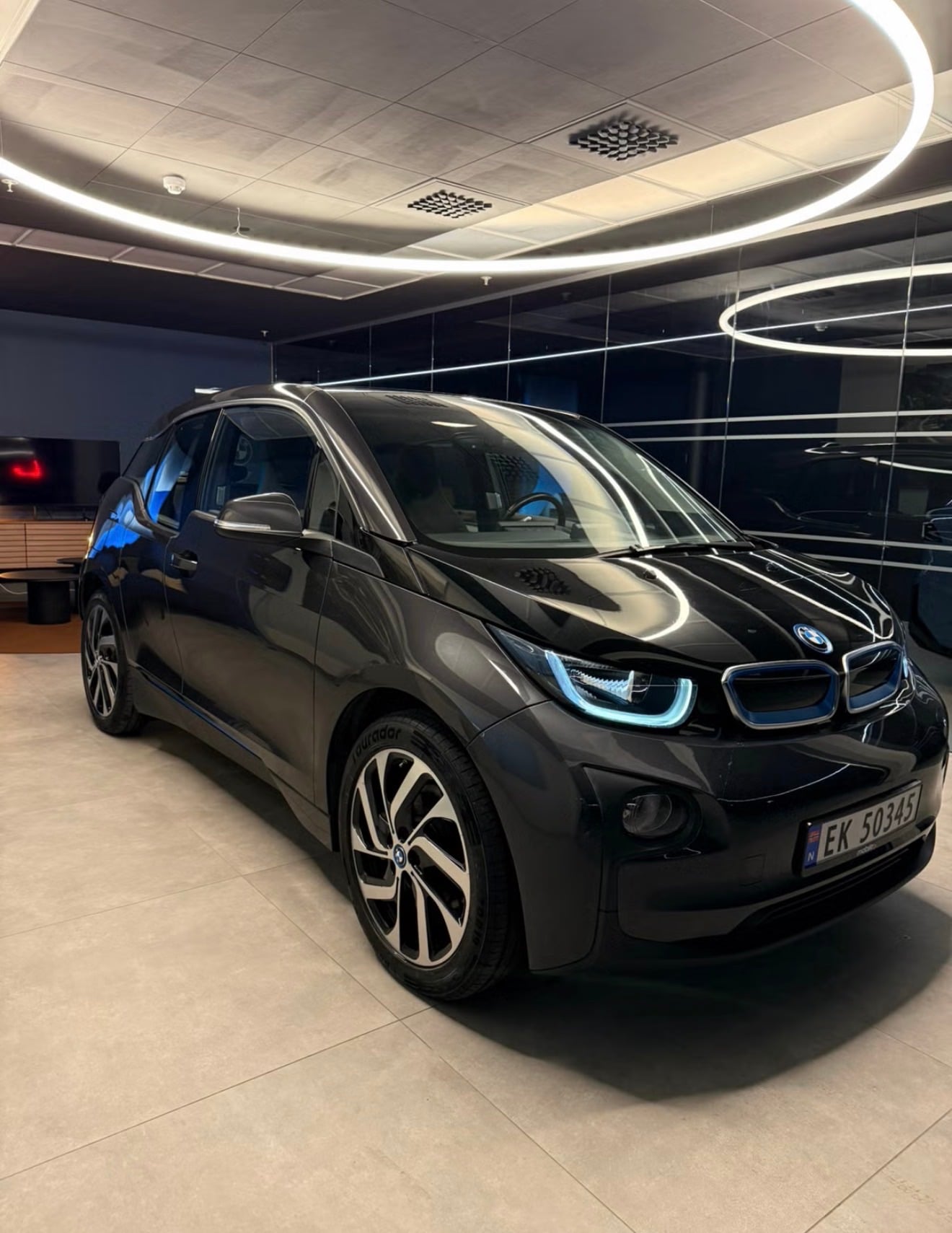 BMW i3 med Aircondition